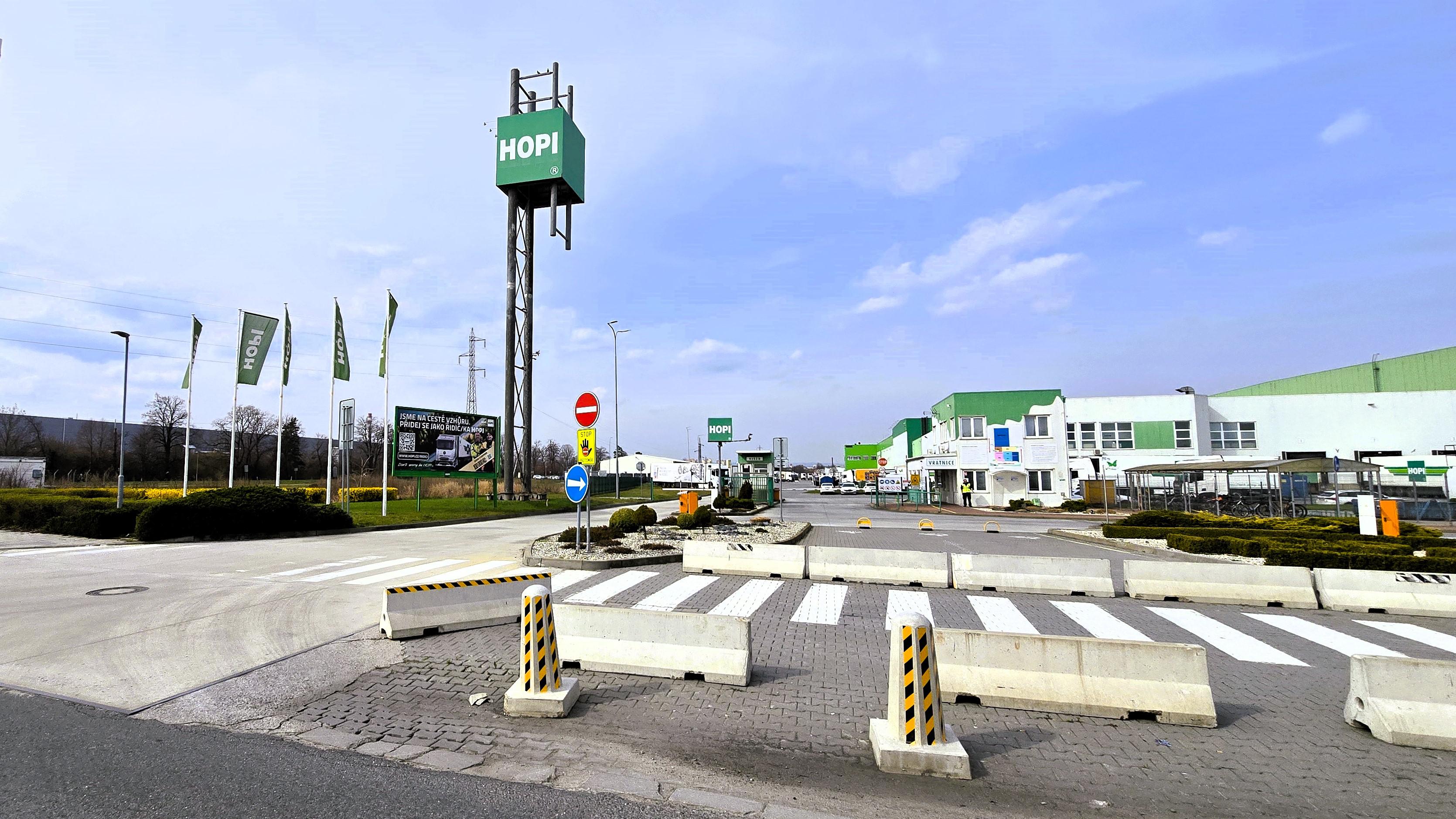 HOPI HOLDING a.s. foto 2