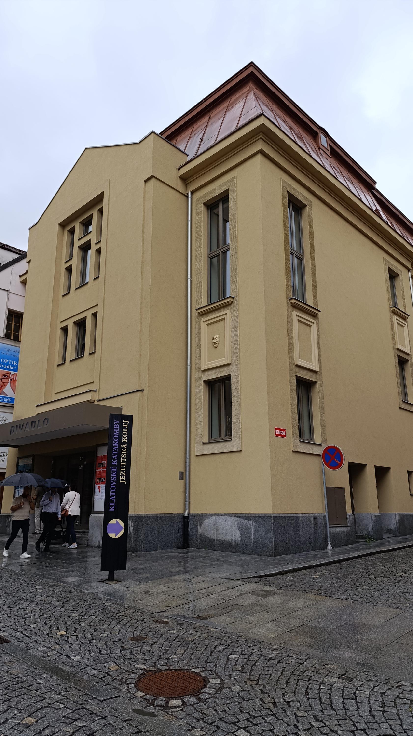 STÁLÁ DIVADELNÍ SCÉNA KLATOVY foto 5