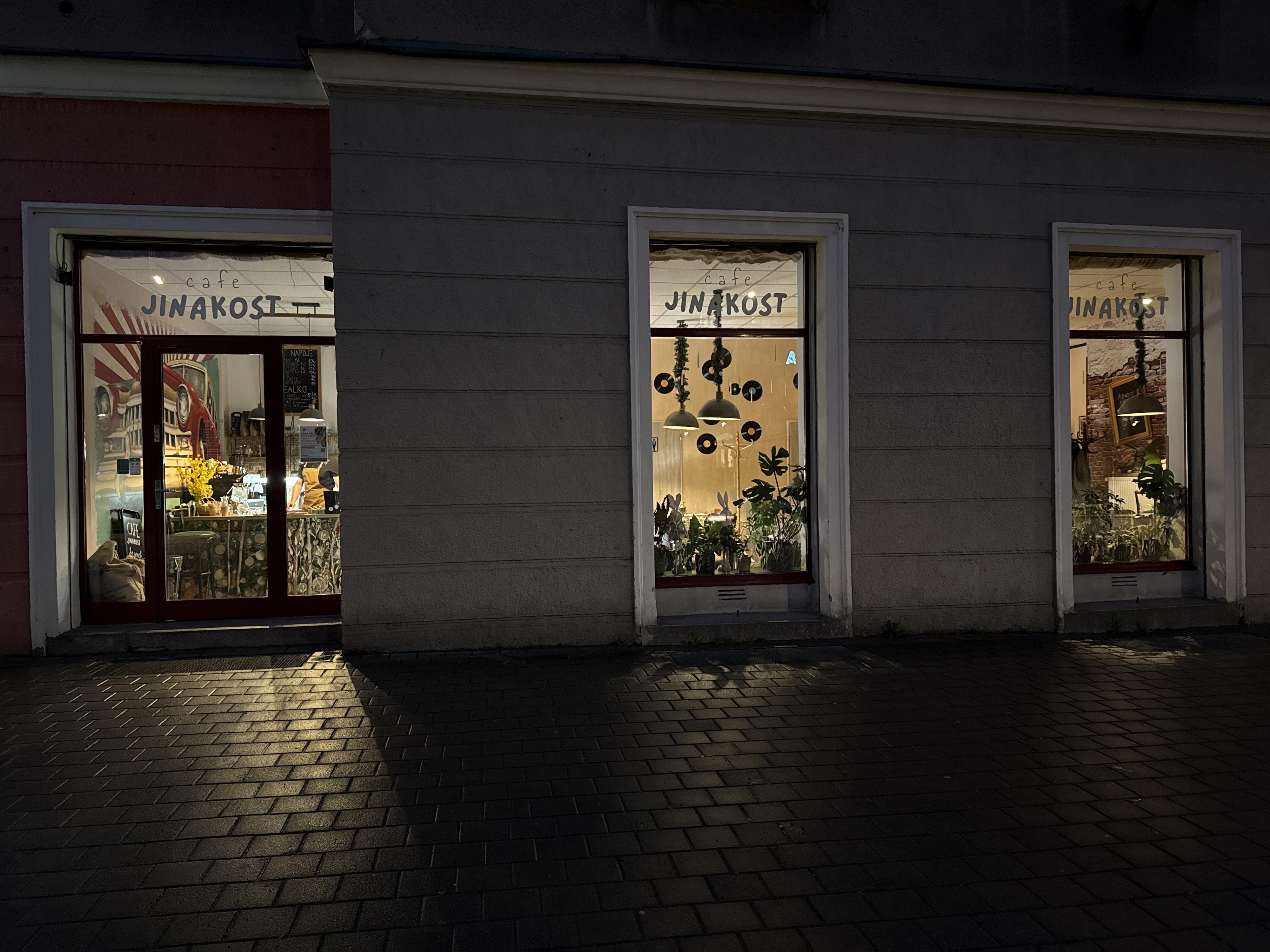Cafe Jinakost foto 2