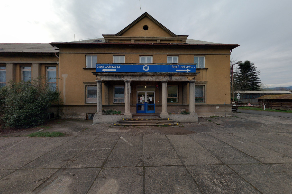 Loděnice Chvaletice, a.s.