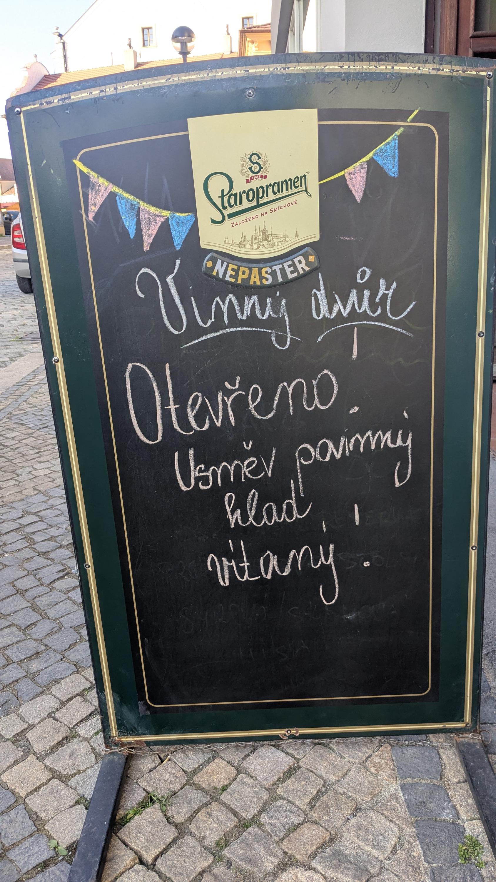 Restaurace Vinný dvůr foto 5