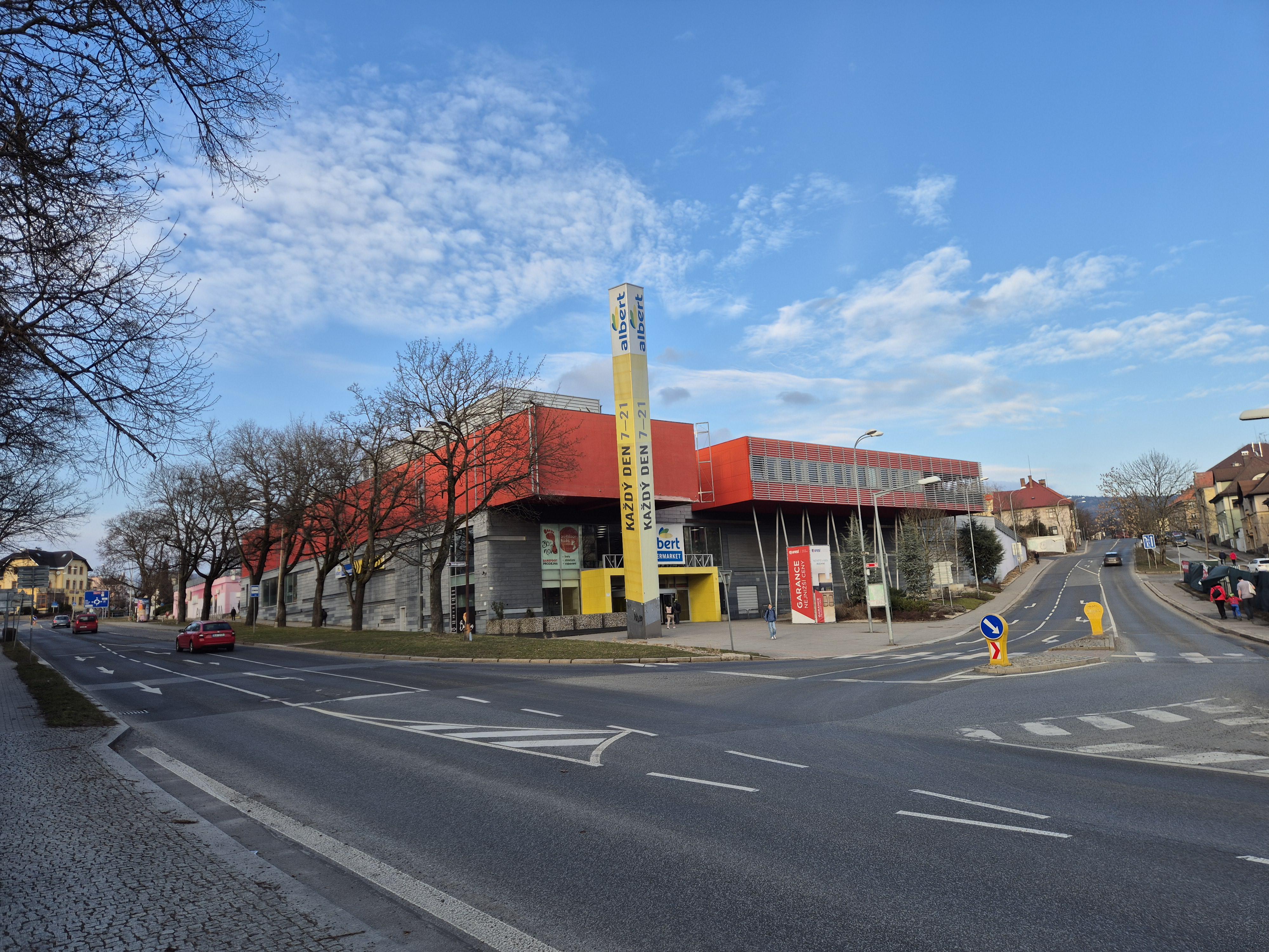Albert Hypermarket foto 5