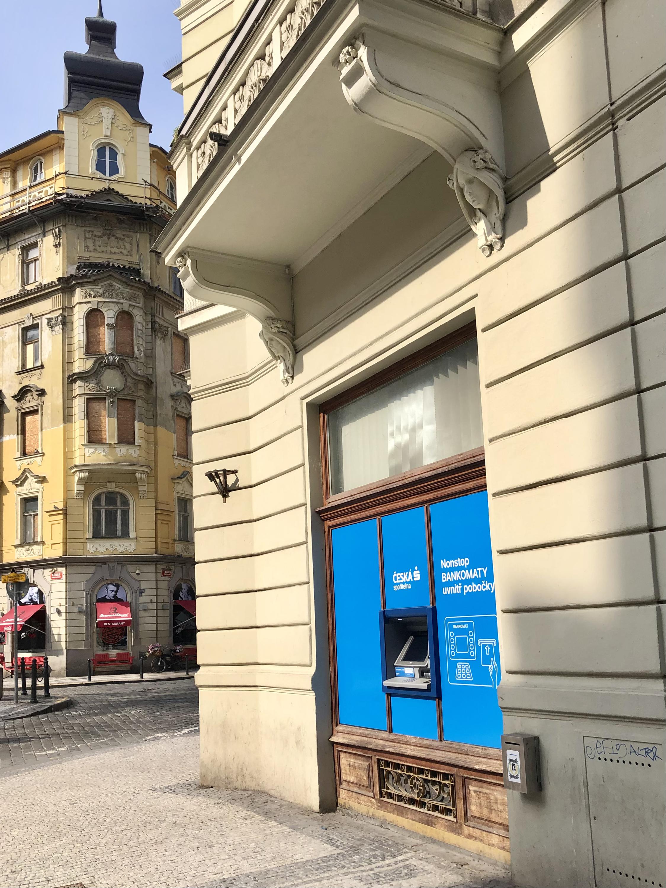 Bankomat České spořitelny foto 3