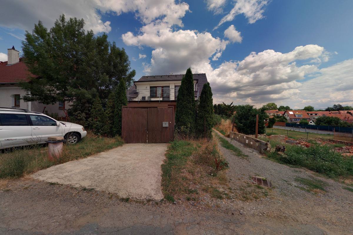 Ondřej Procházka - lisování a vstřikování plastů