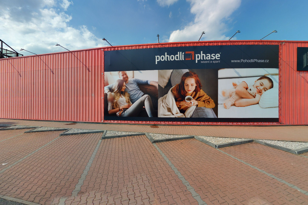 Retail Park Černý Most