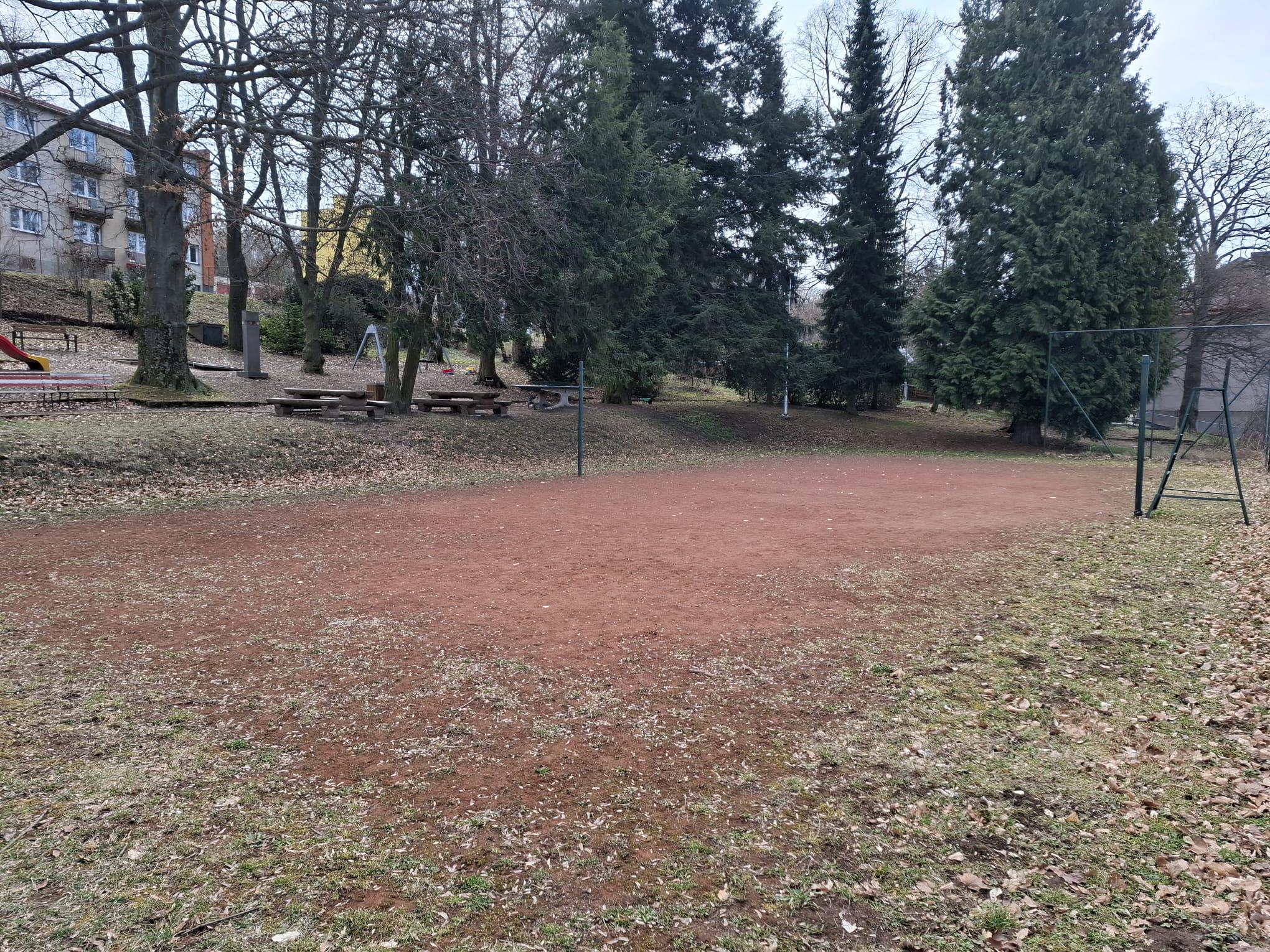Sportoviště Sklárny foto 3