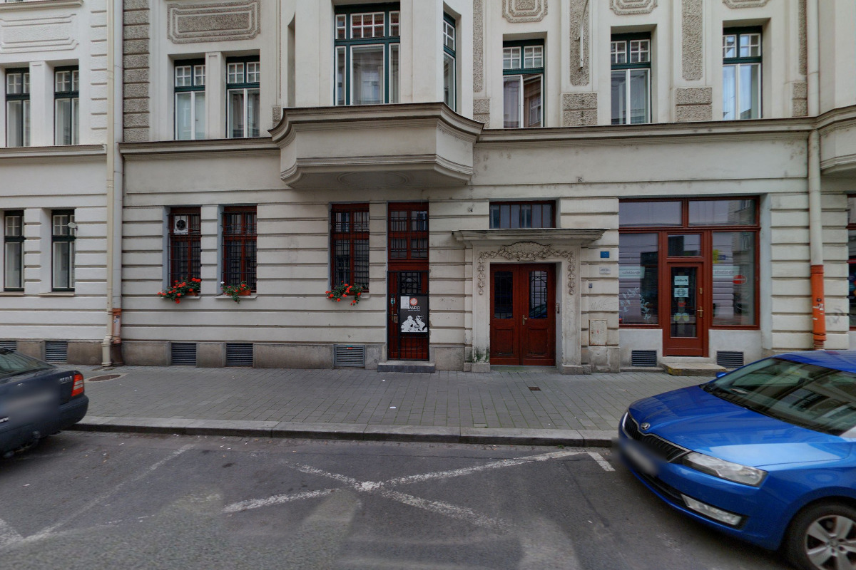 Abrazo caffe a tapas bar