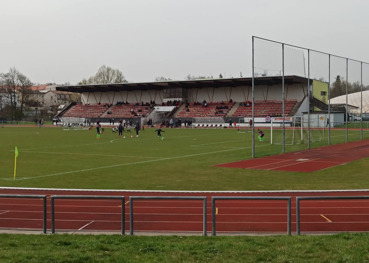 Letní sportovní areál Na Losích foto 4