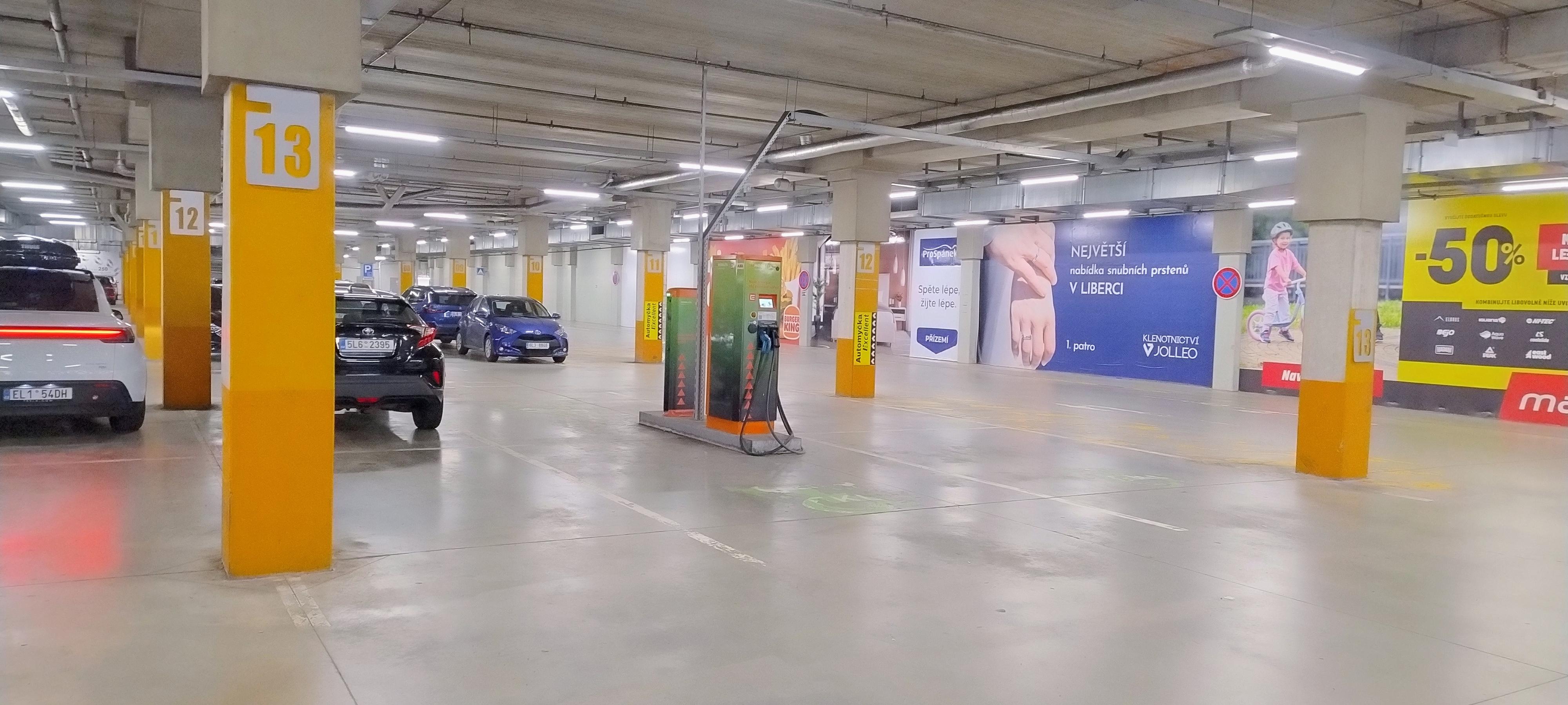 Nabíjecí stanice ČEZ foto 3