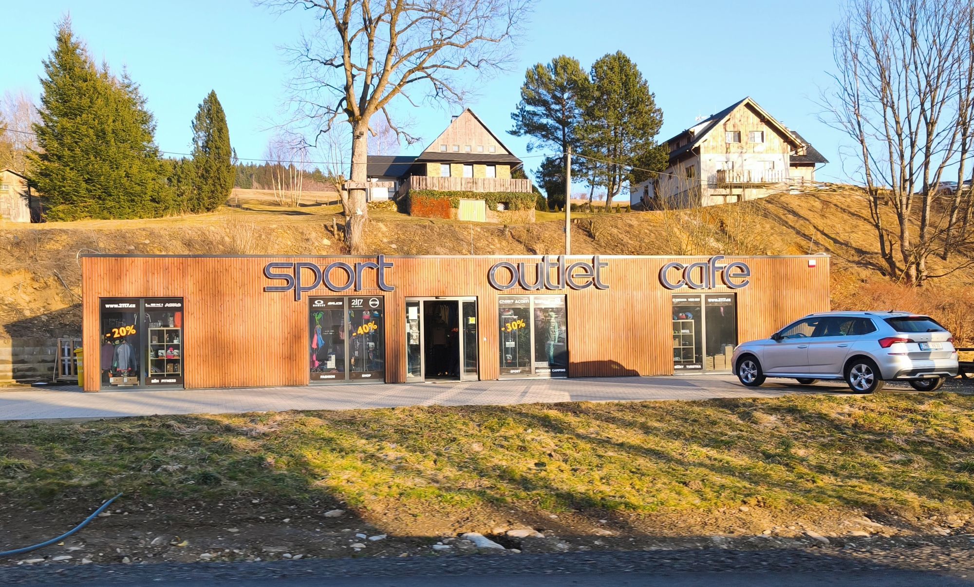 Sport Outlet 2117 foto 1