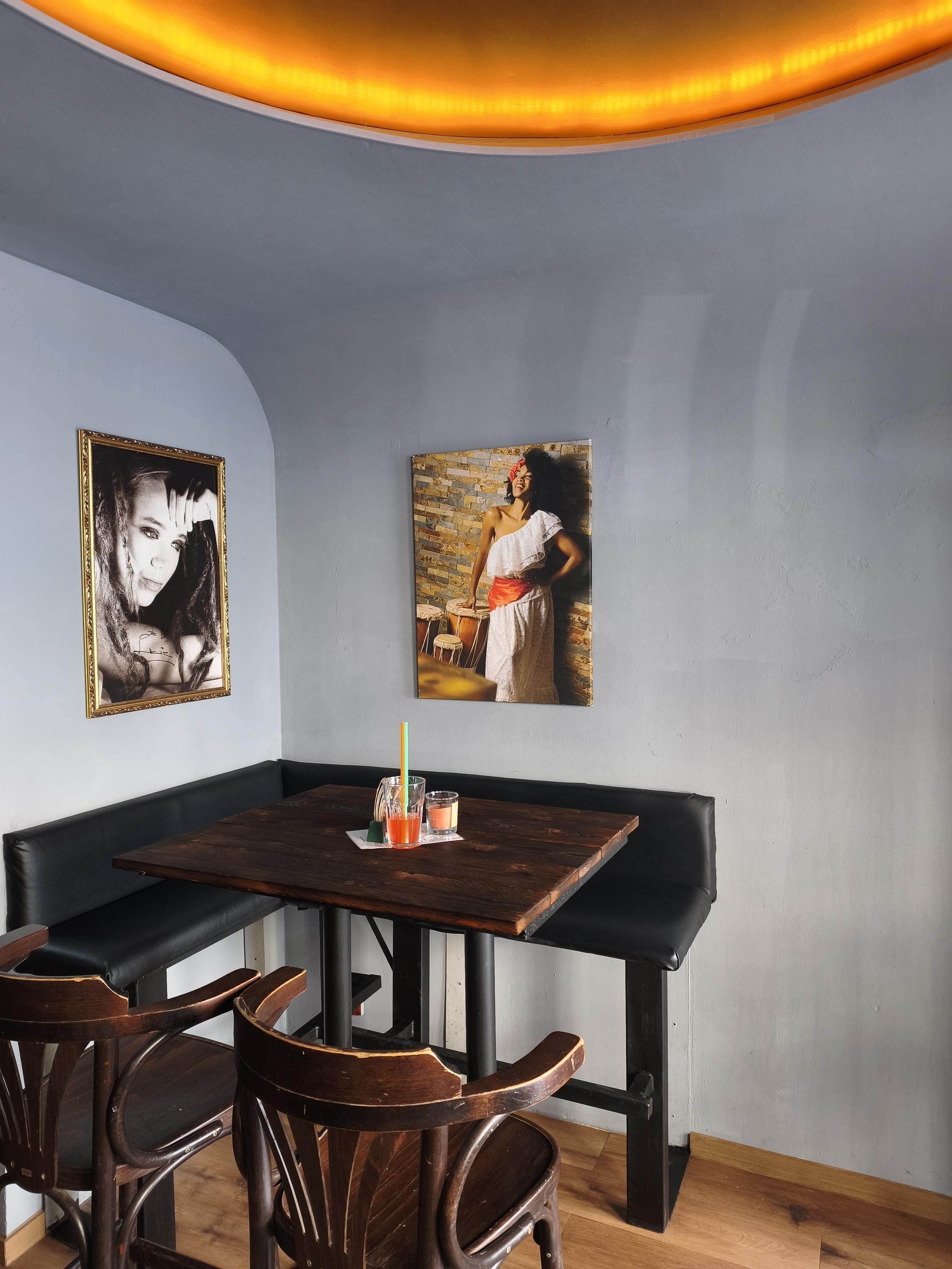 Rezerva – Bar & Coffee foto 2