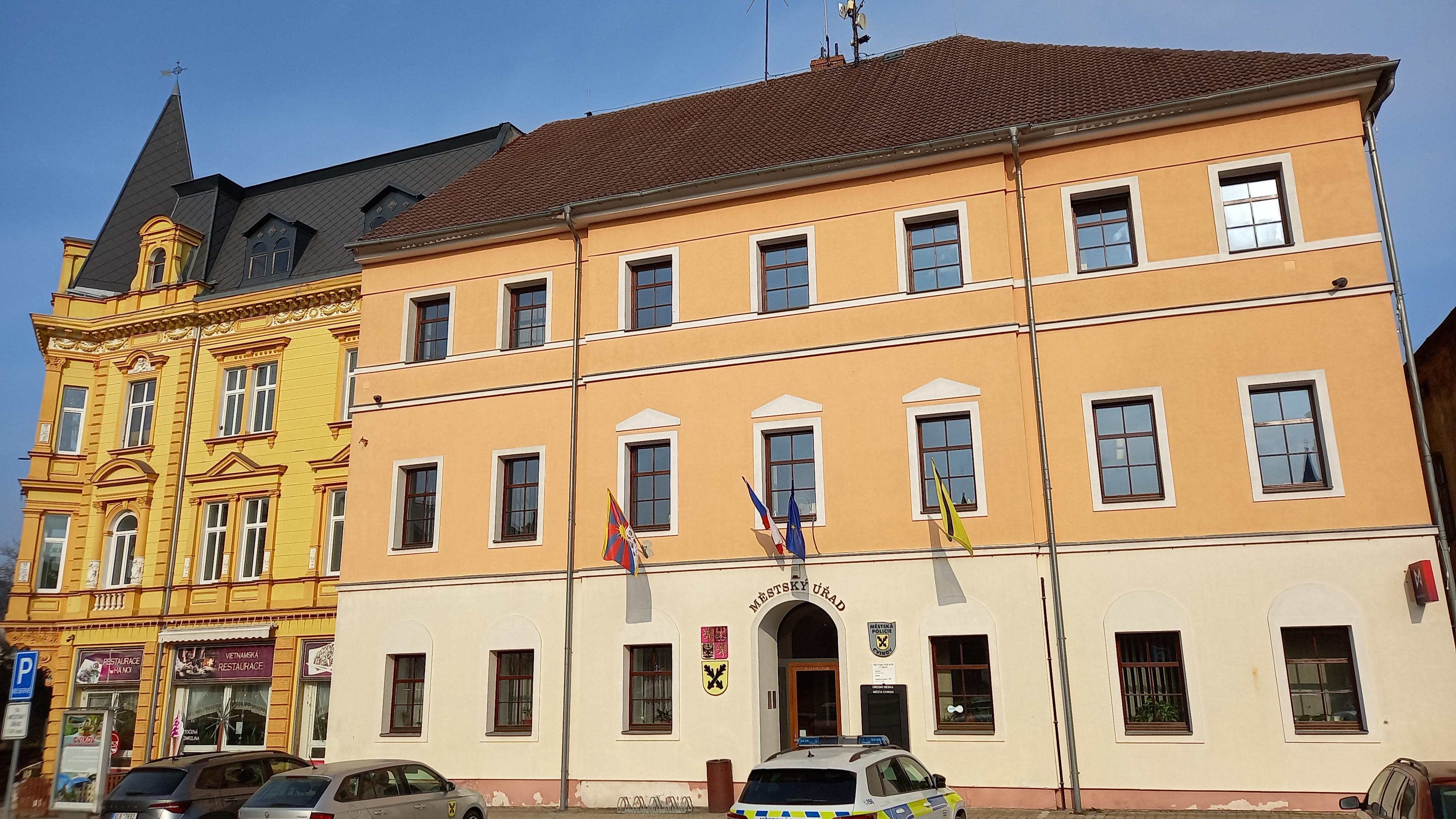 Cvikov - městský úřad foto 2