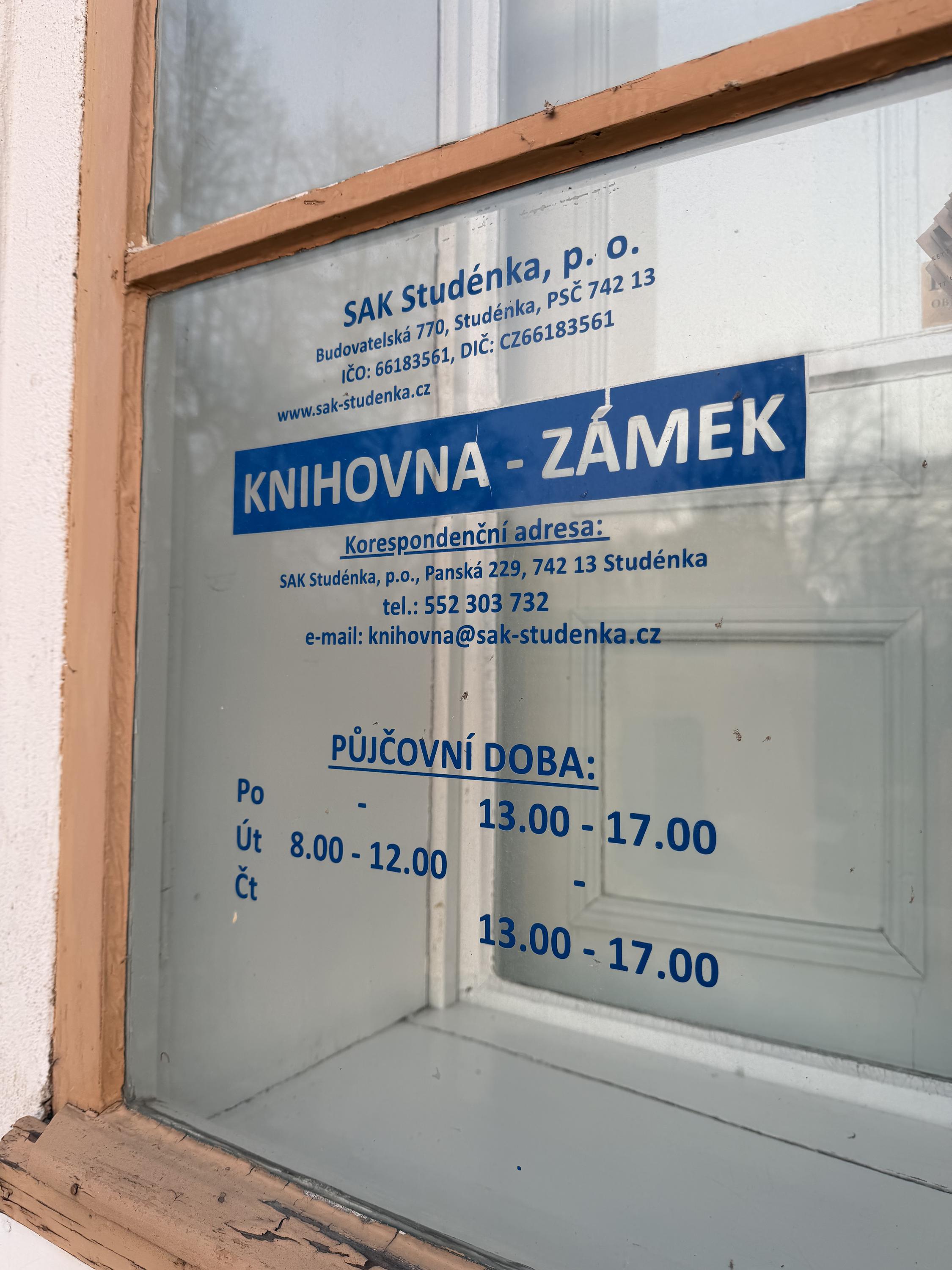 Městská knihovna Studénka - zámek foto 2