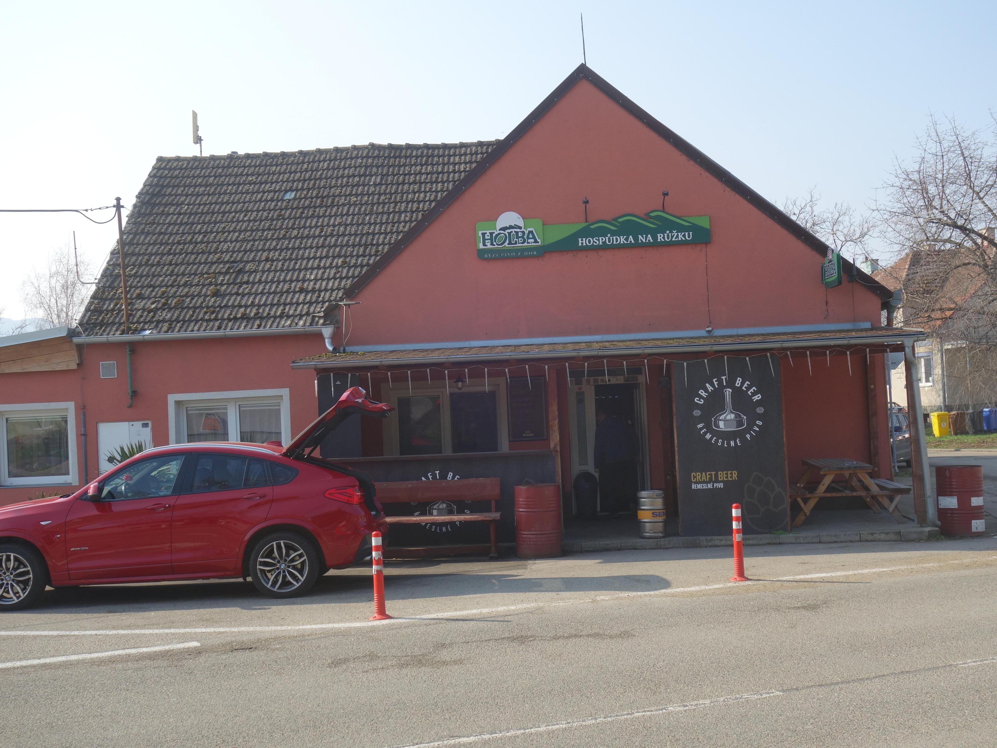 HOSPŮDKA NA RŮŽKU foto 2