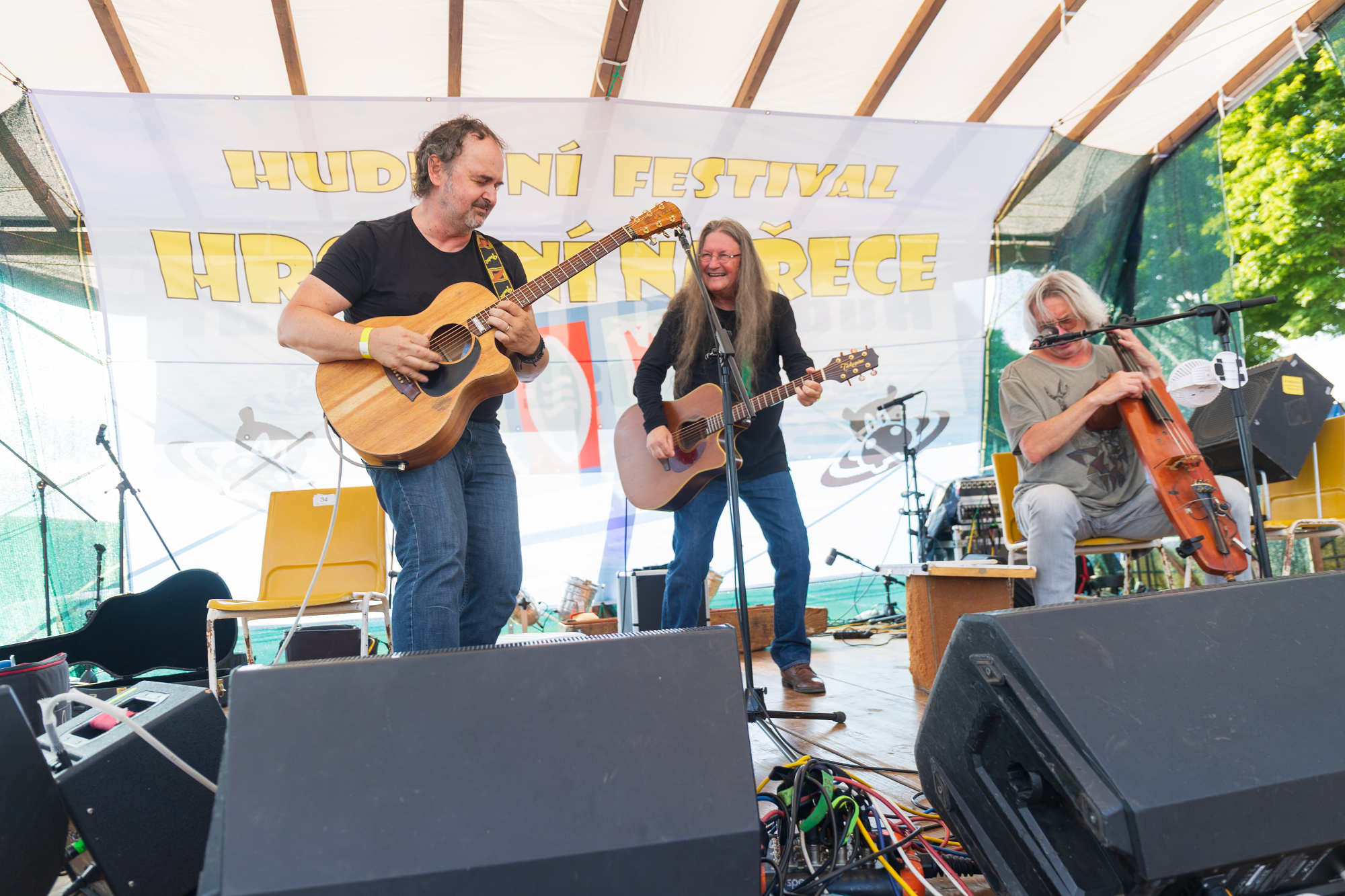 Hudební festival HROŠENÍ NA ŘECE foto 5