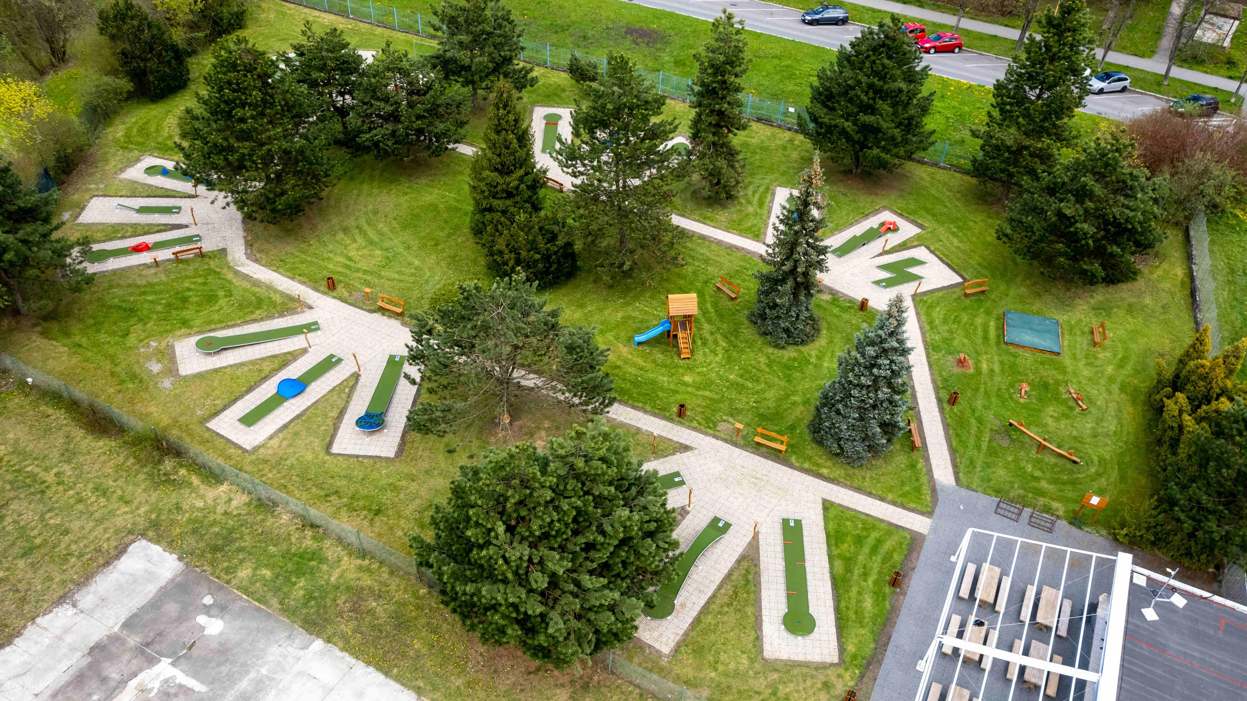 Minigolf - Správa sportovních a rekreačních zařízení