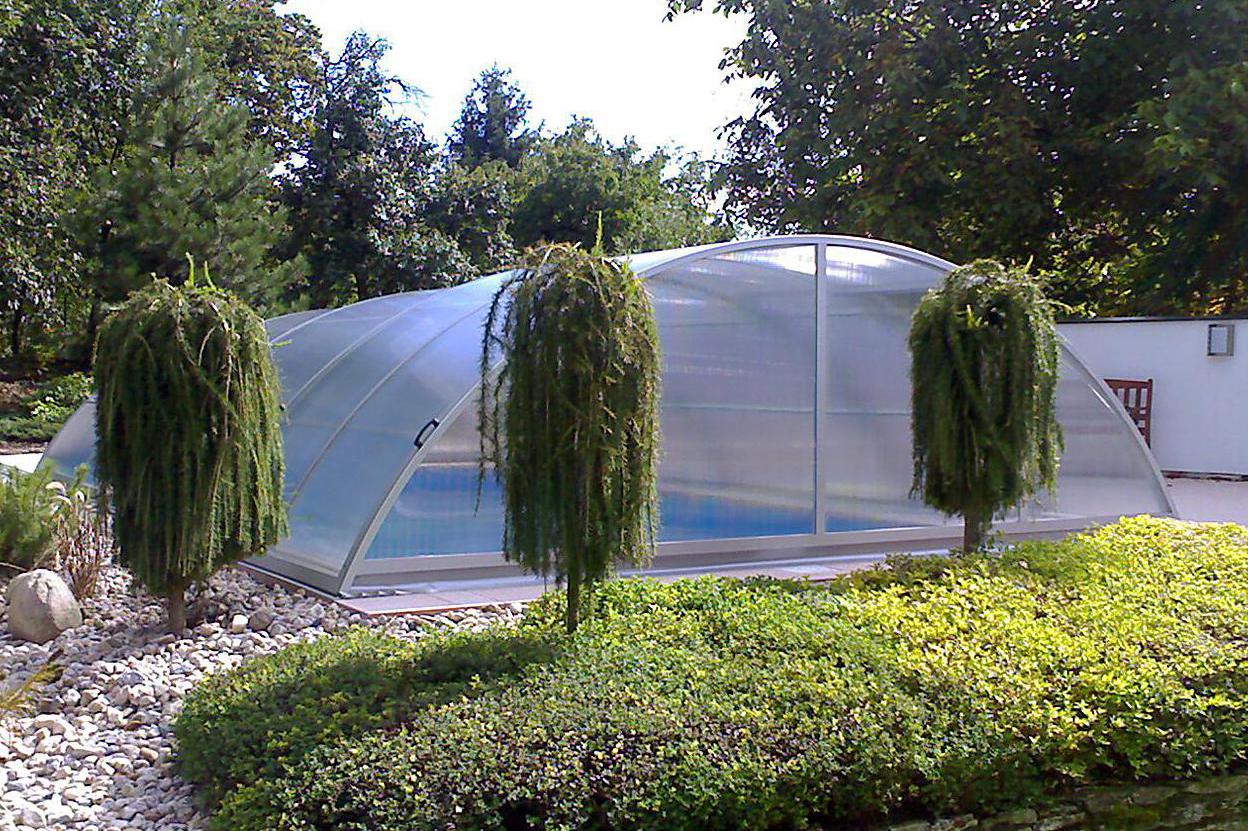 Sleva 20 % na zastřešení bazénu!