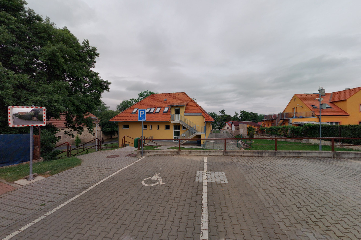 Obecní dům Radonice