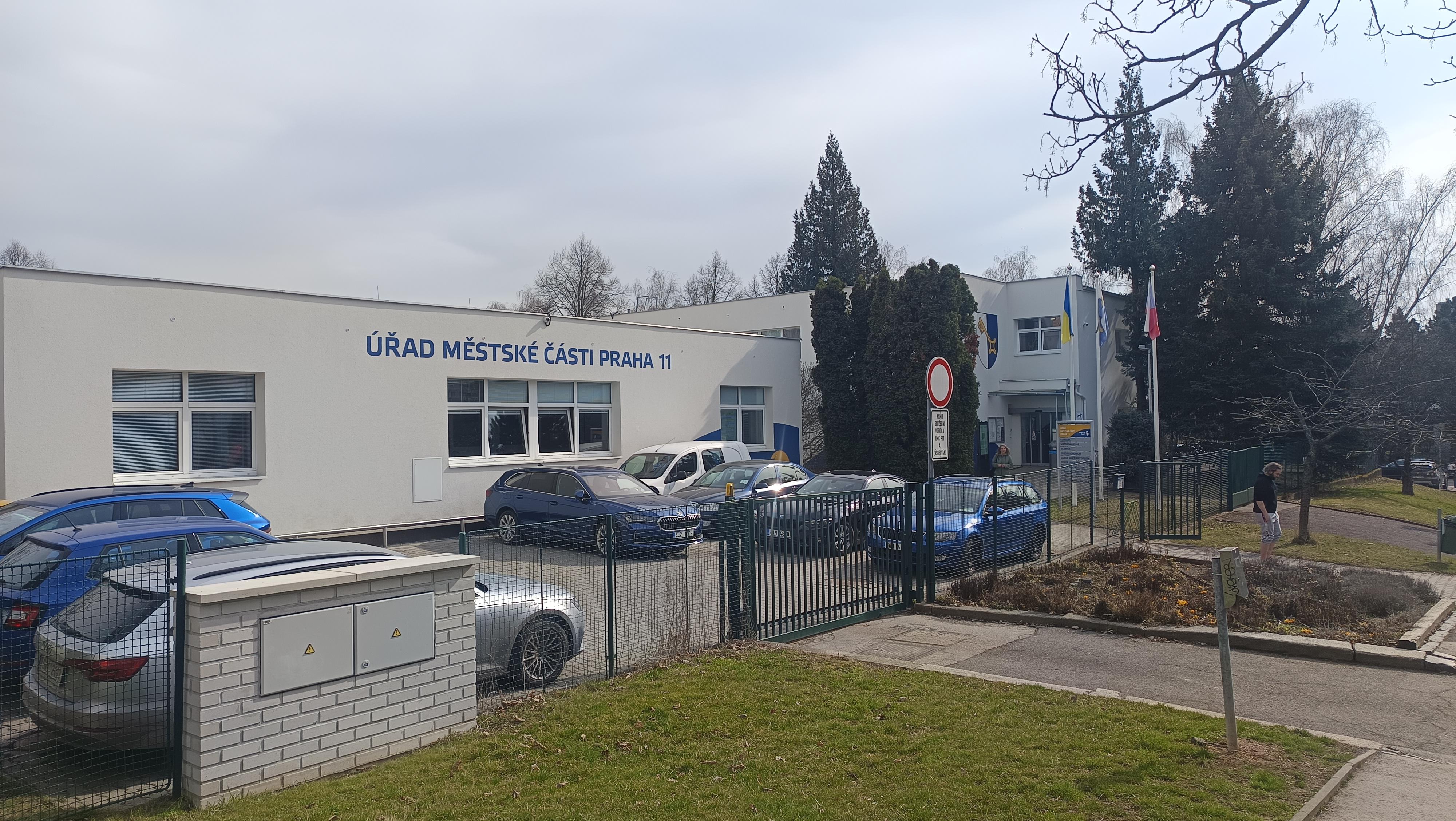 Úřad městské části Praha 11 foto 4
