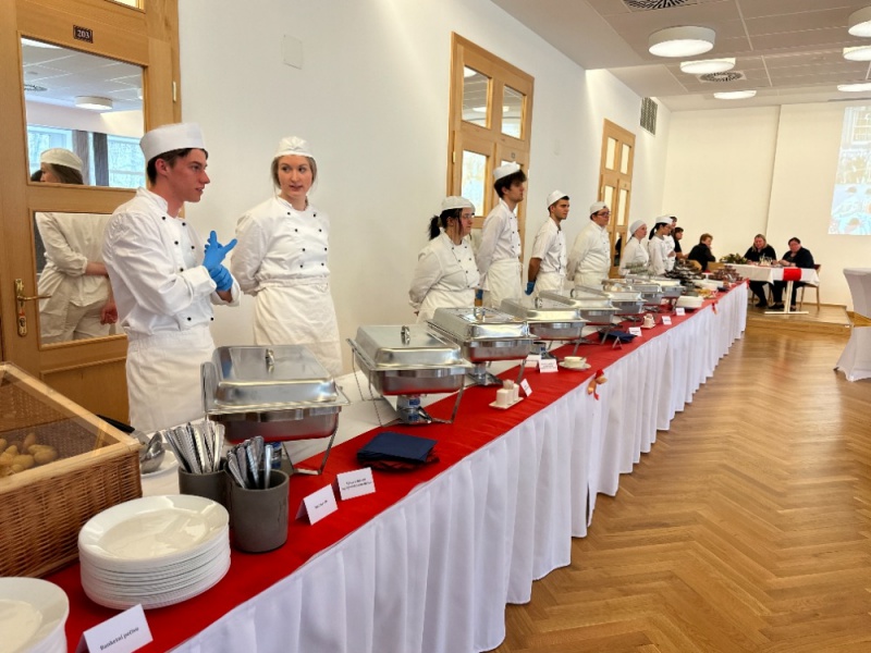 Střední škola podnikání a gastronomie foto 5