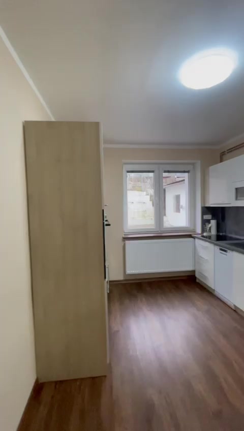 Radim Chrástek - stavební firma foto 2 (náhled videa)