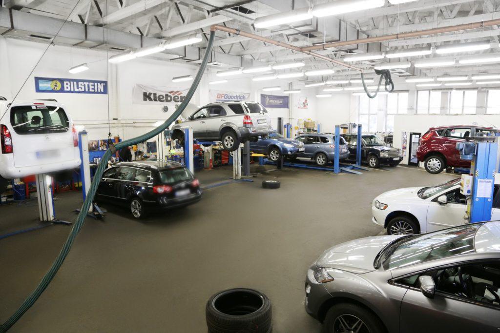 Autoservis Garant - měření emisí foto 1