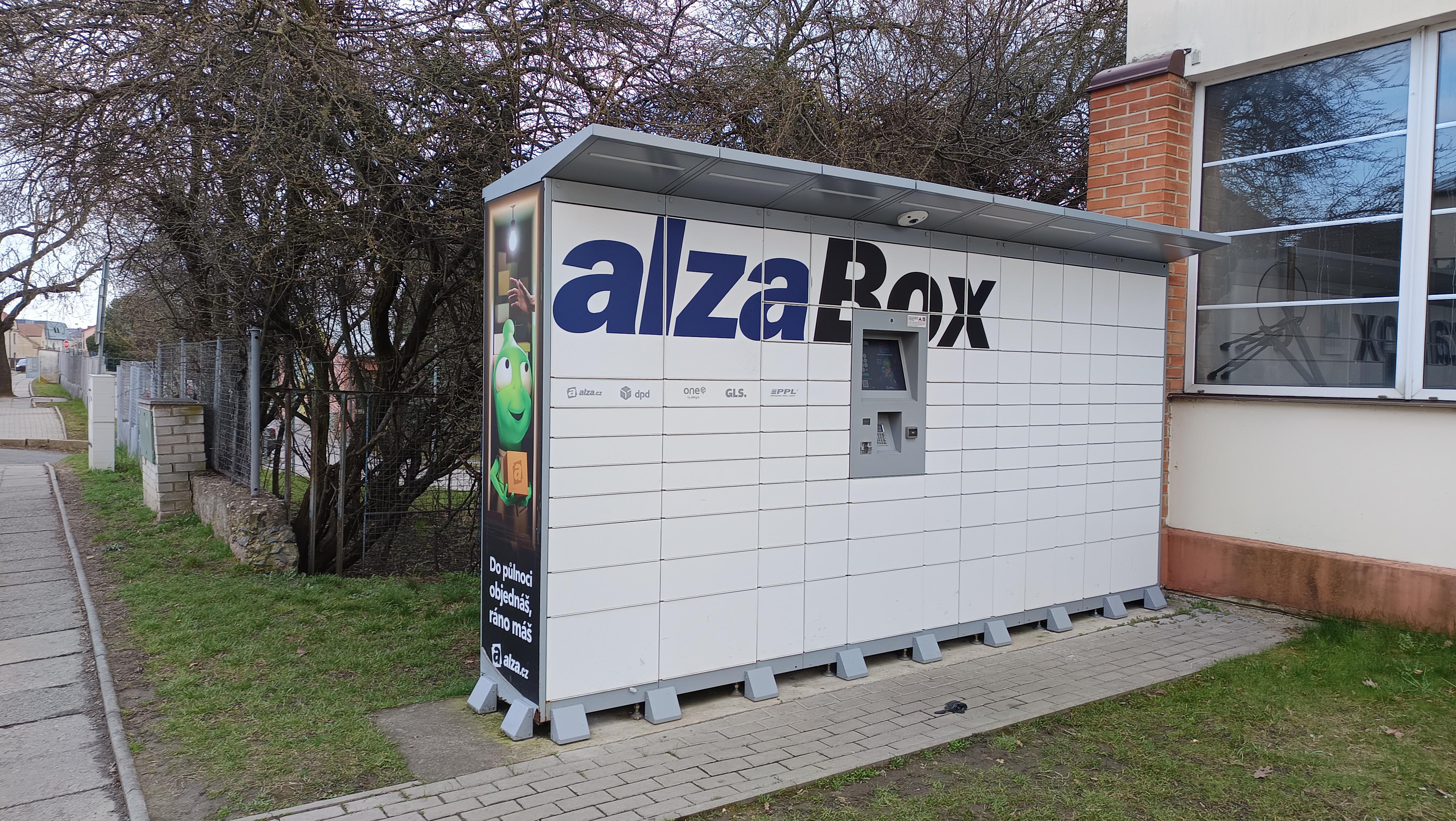 AlzaBox foto 2