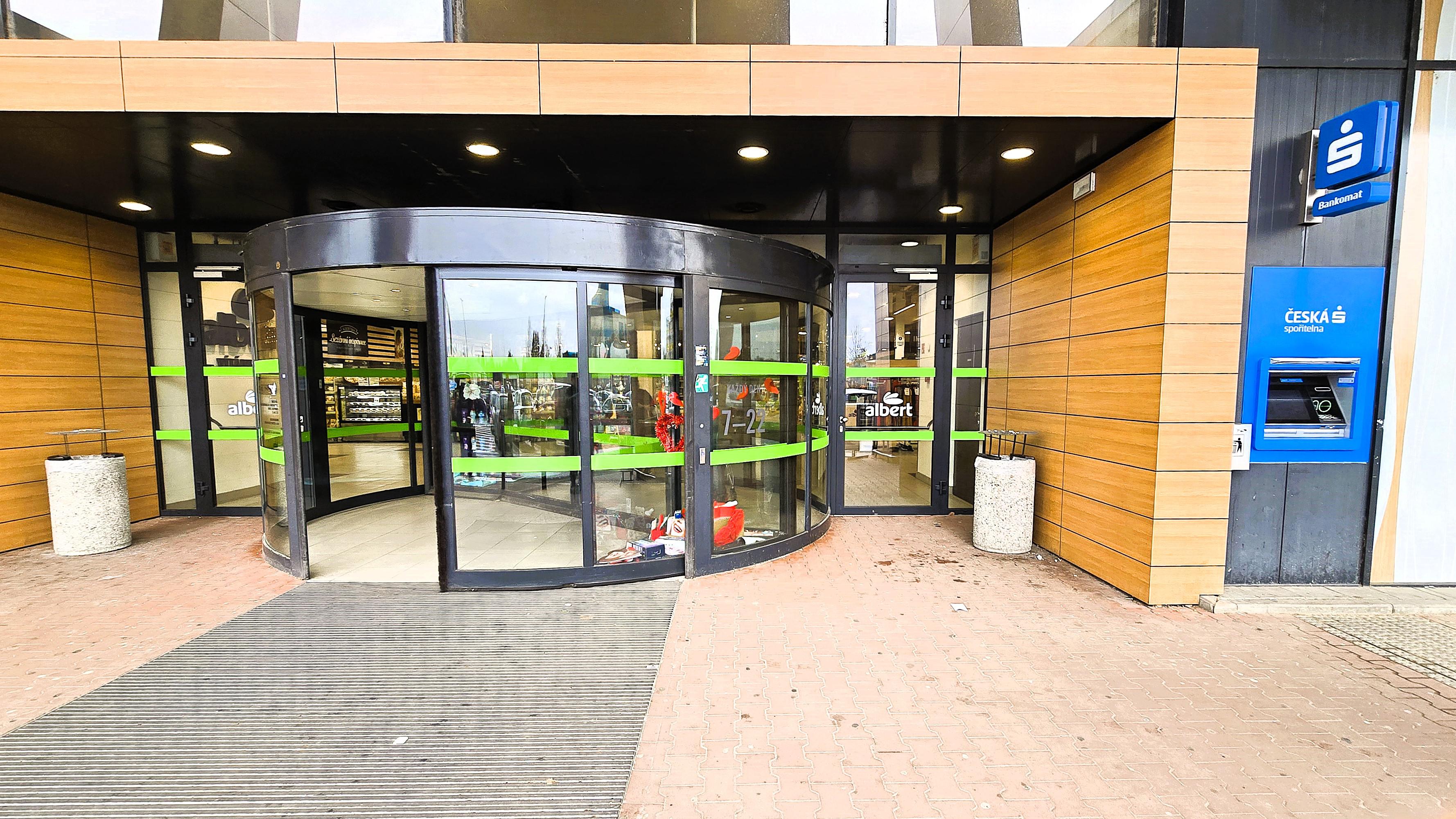 Bankomat České spořitelny foto 3