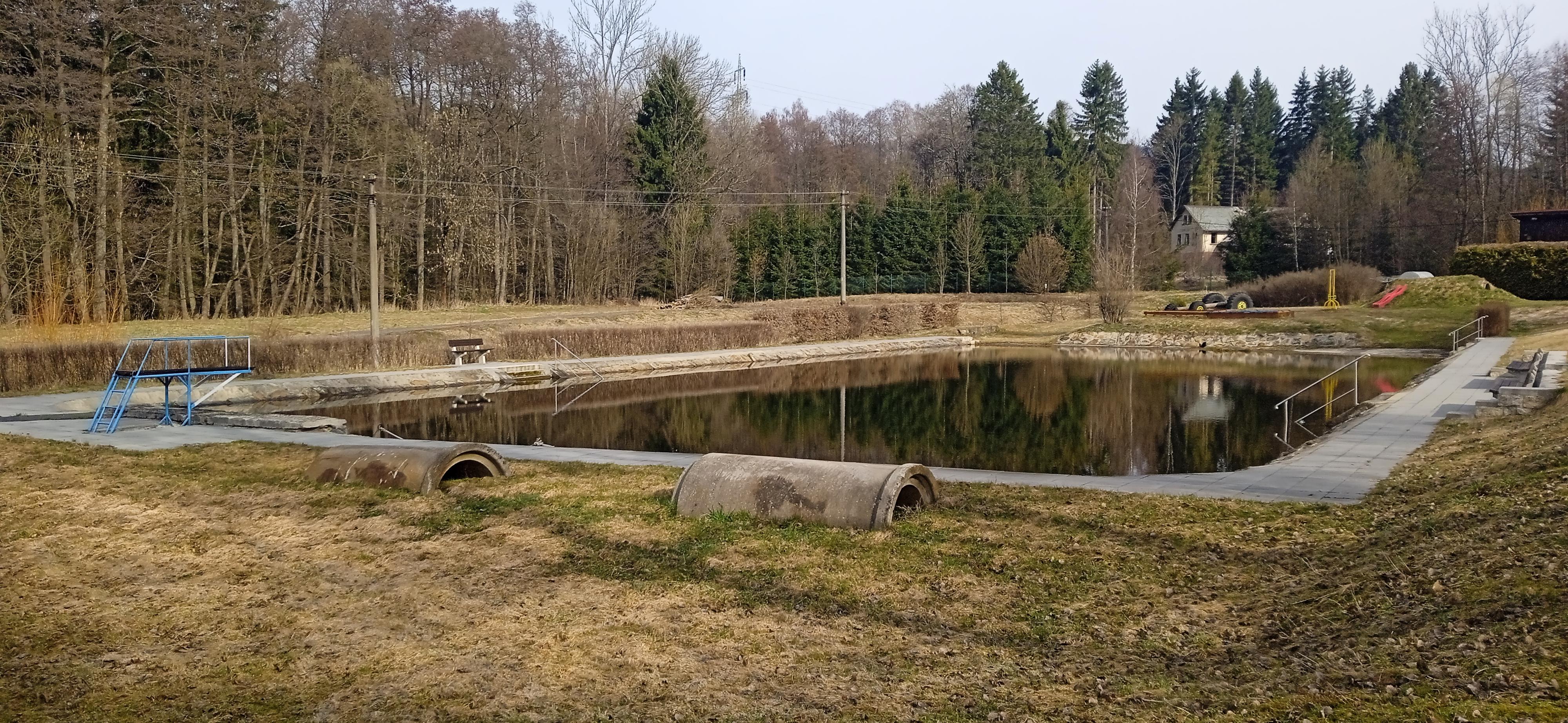 Požární nádrž - koupaliště Loužnice foto 5