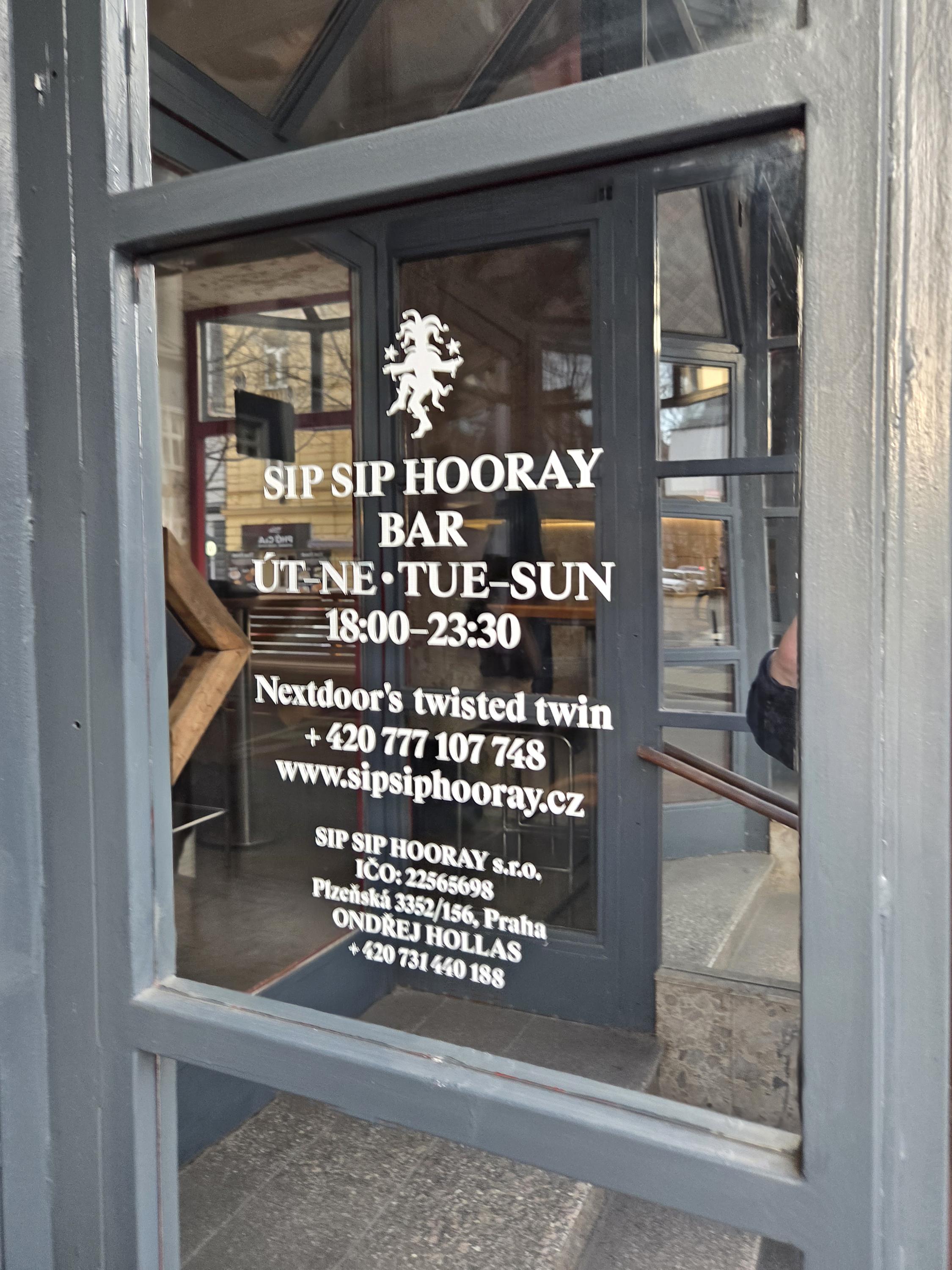 Sip Sip Hooray foto 4