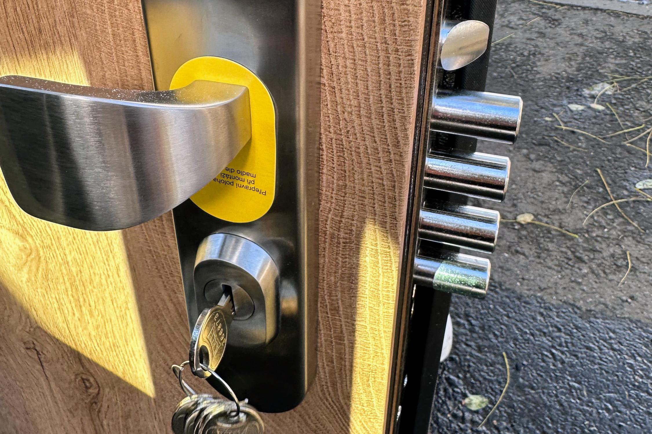 Bezpečnostní dveře -  Pavel Žejdlík