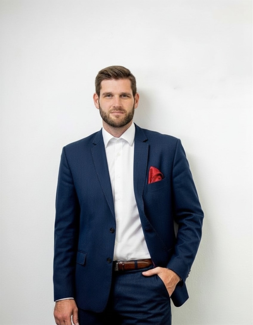 Milan Zmrzlý - Realitní makléř foto 2