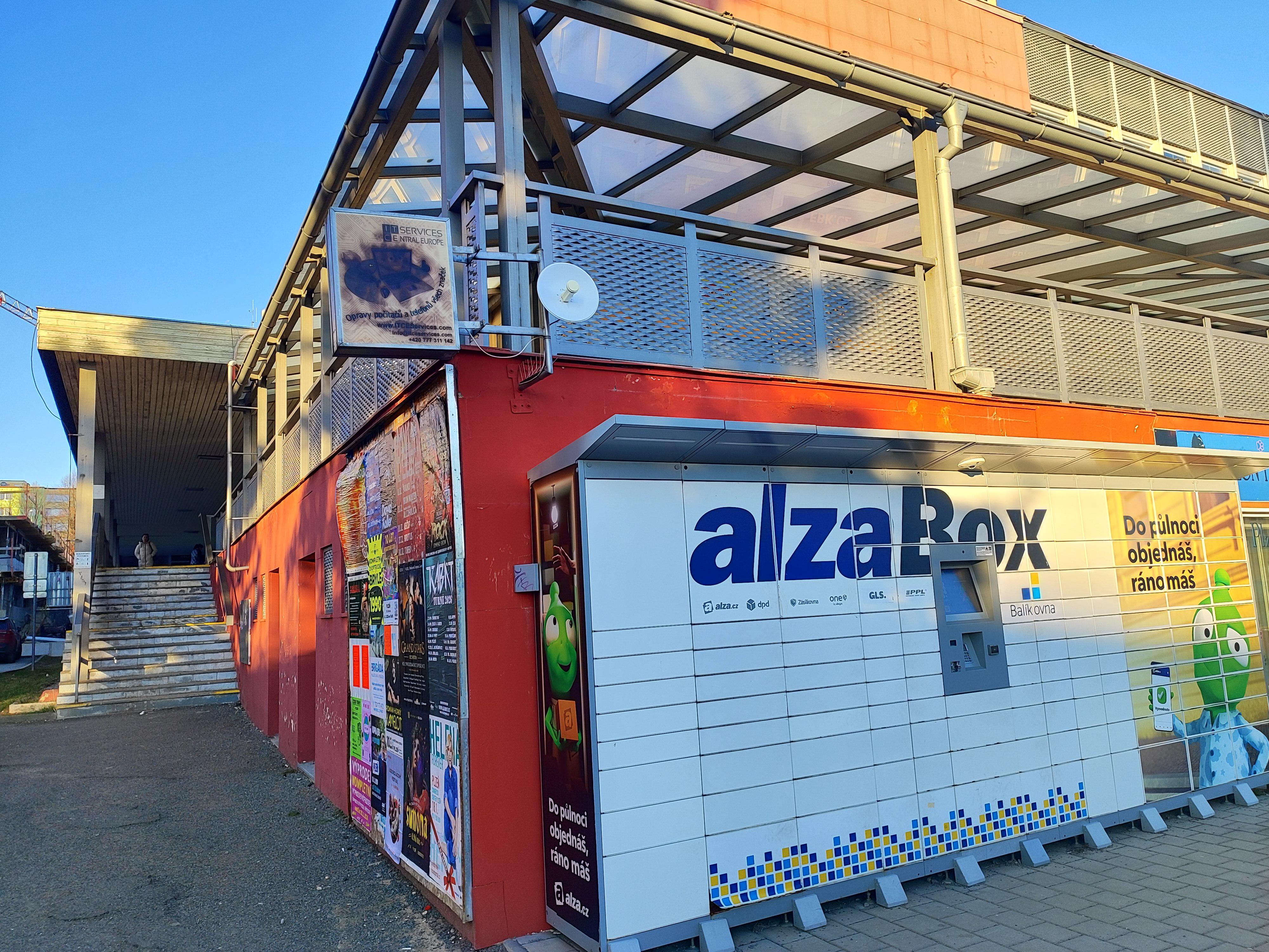 AlzaBox