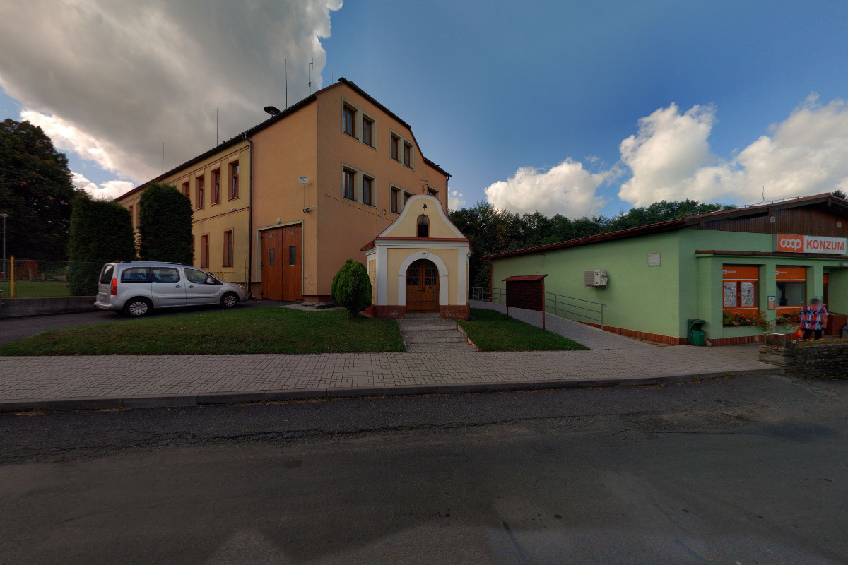 Hlavňovice - obecní úřad foto 1