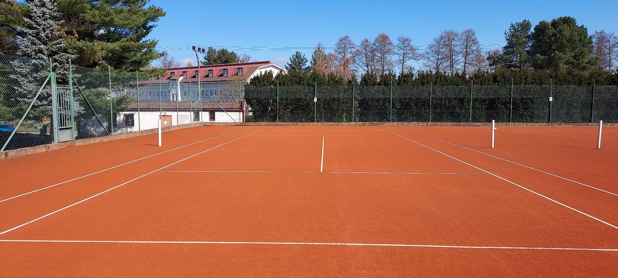 PANDA SPORT - Tenisové kurty foto 2