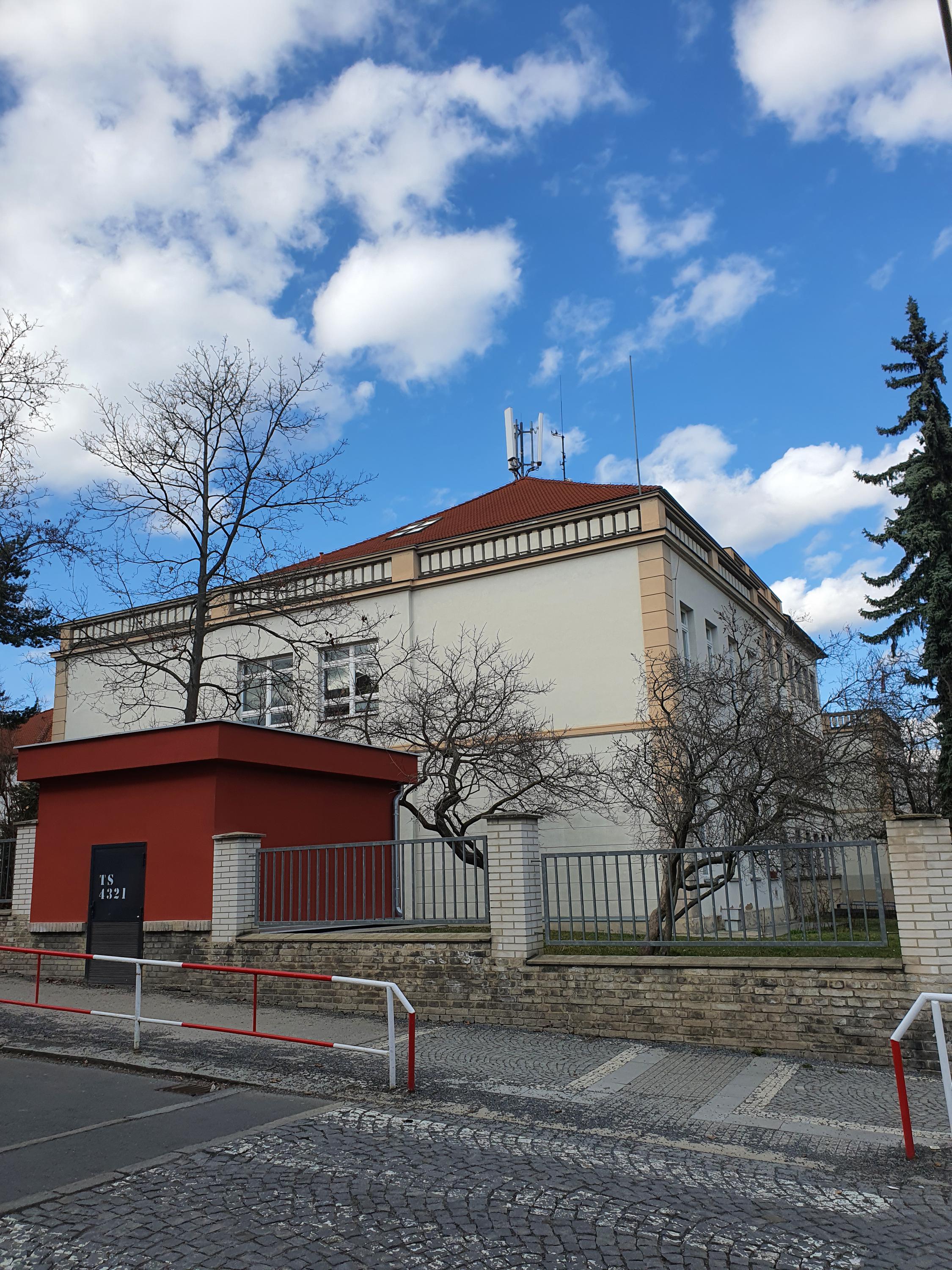 ZŠ Praha 6, Norbertov foto 6