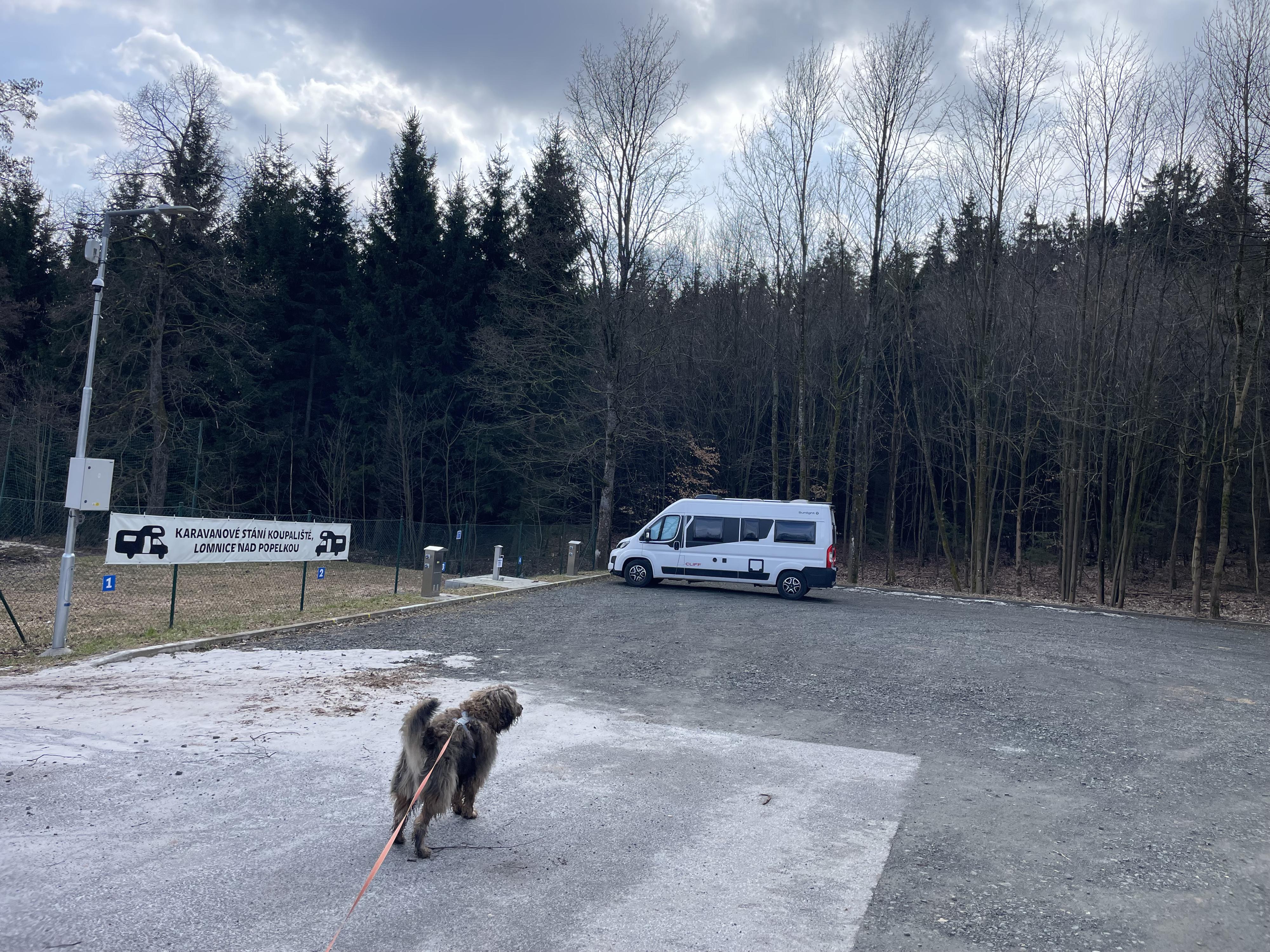 Karavanové stání Koupaliště foto 3