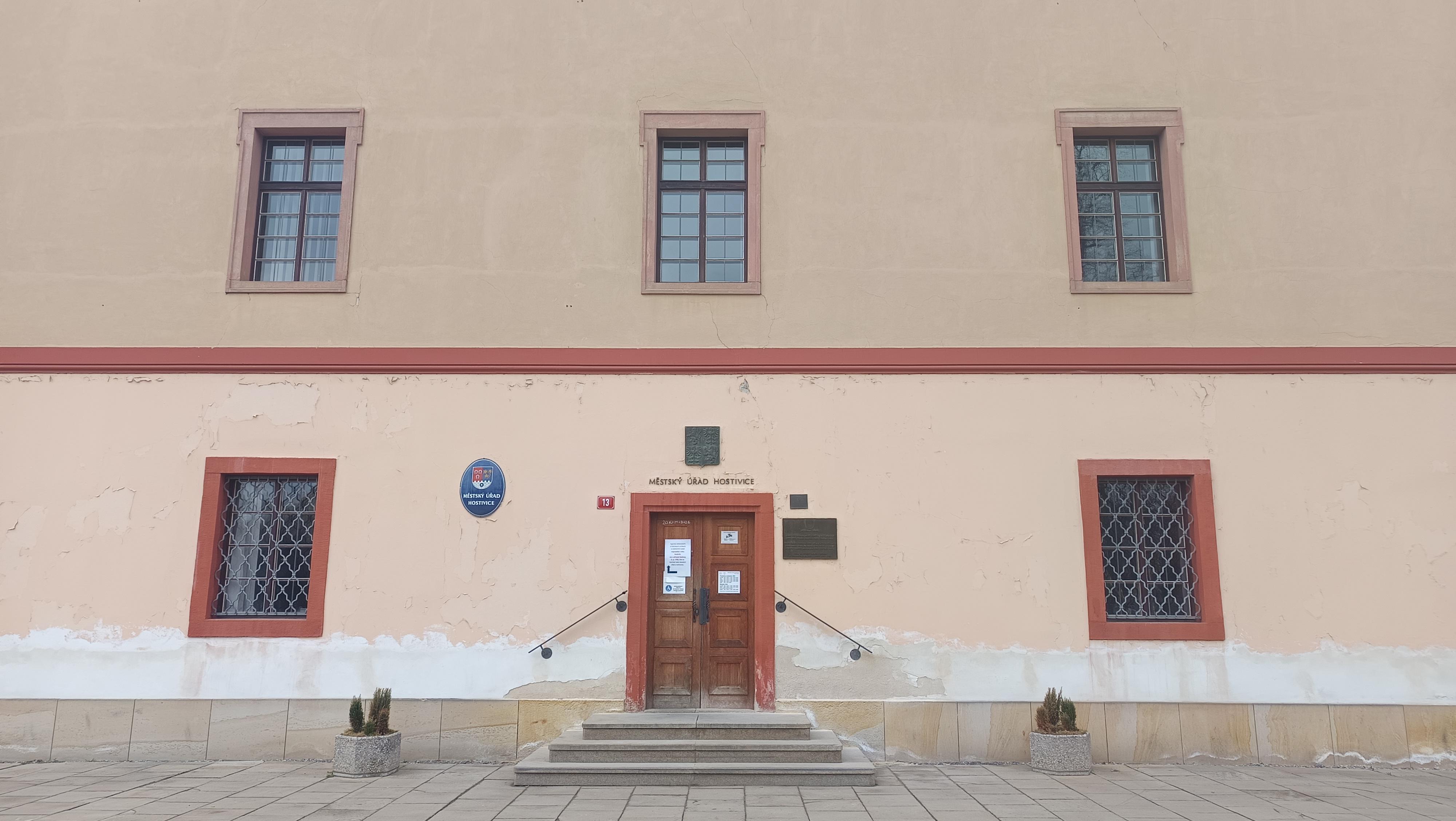 Hostivice - městský úřad foto 6