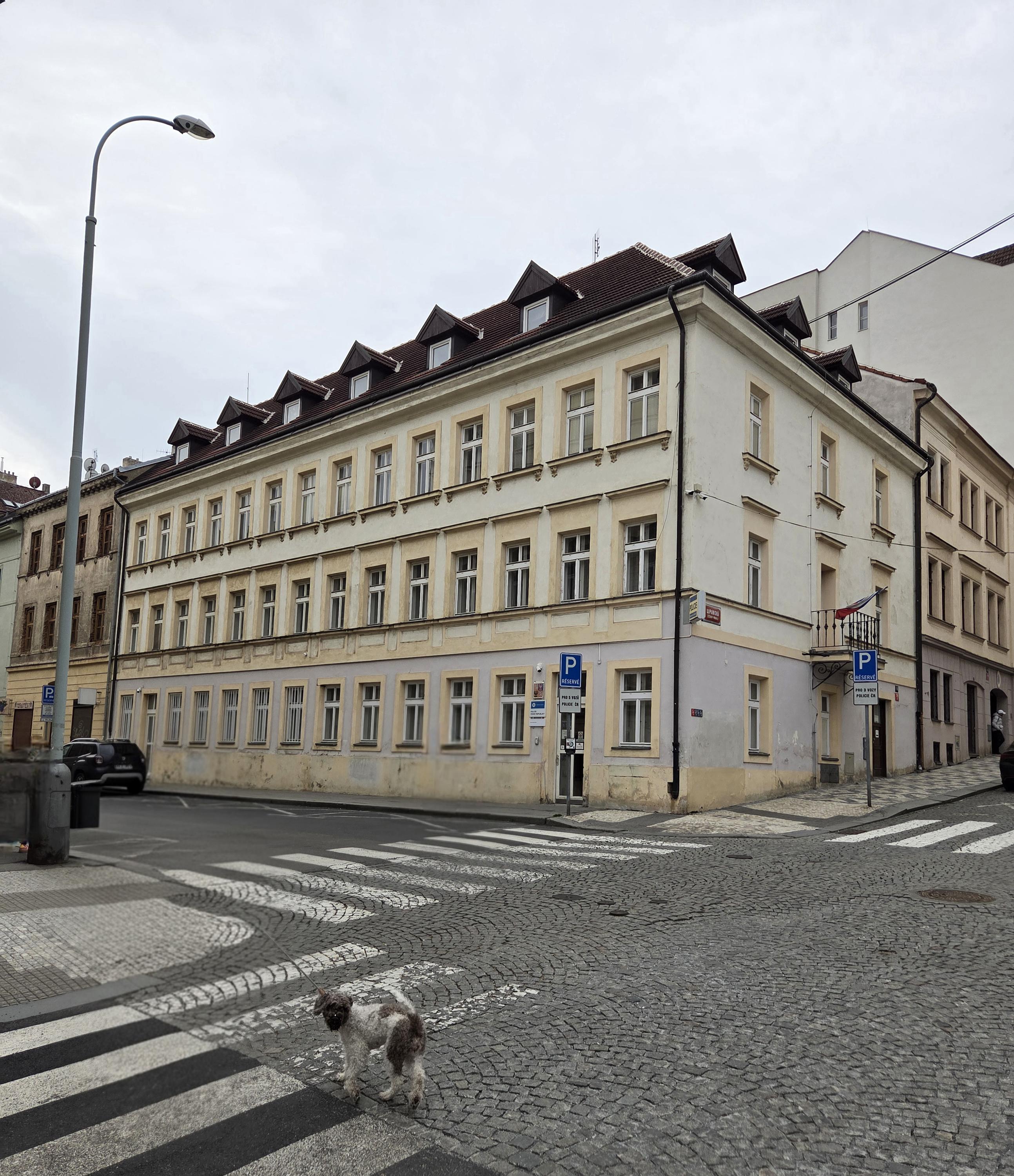 Policie ČR - Místní oddělení Žižkov foto 6