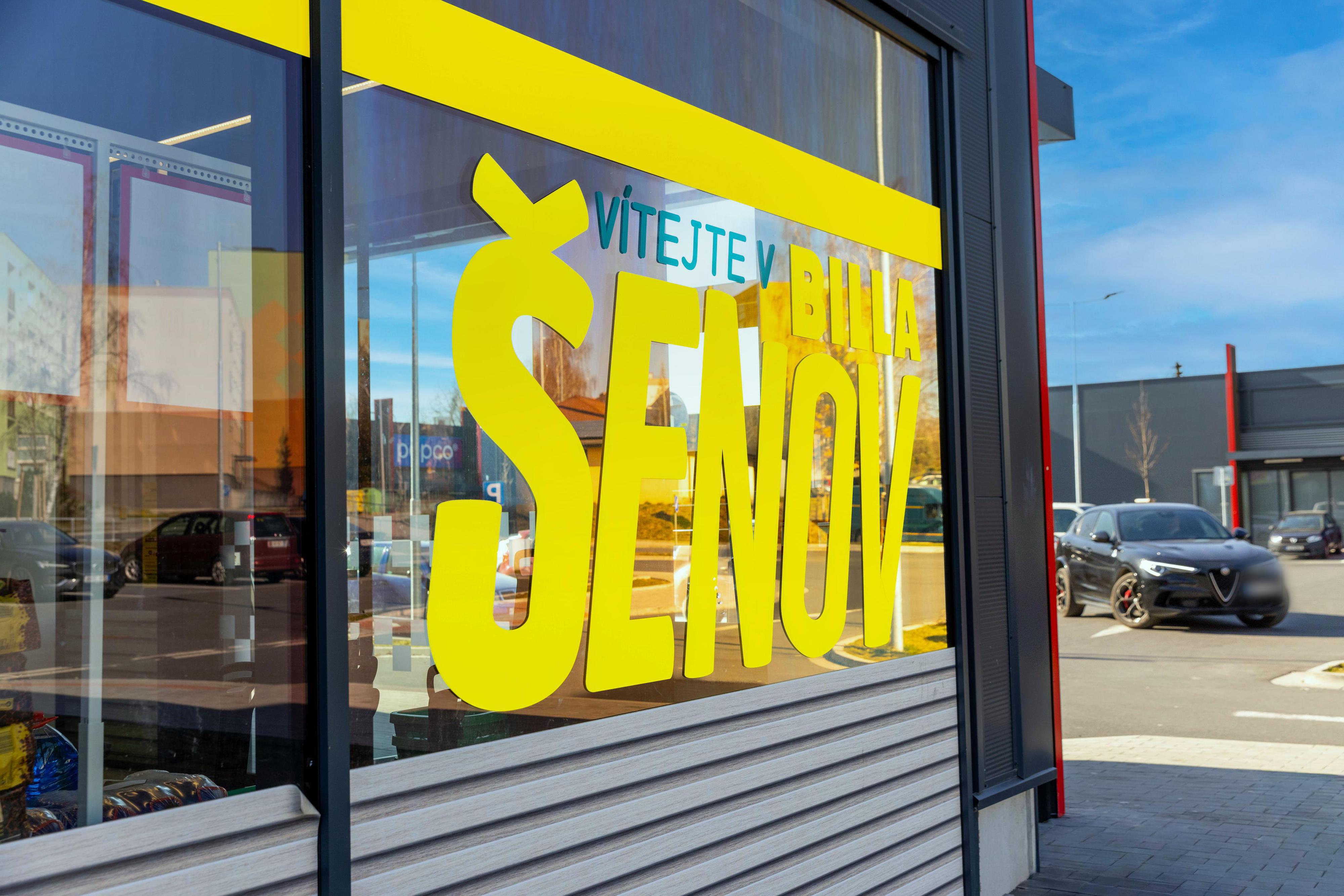Retail park Šenov foto 3