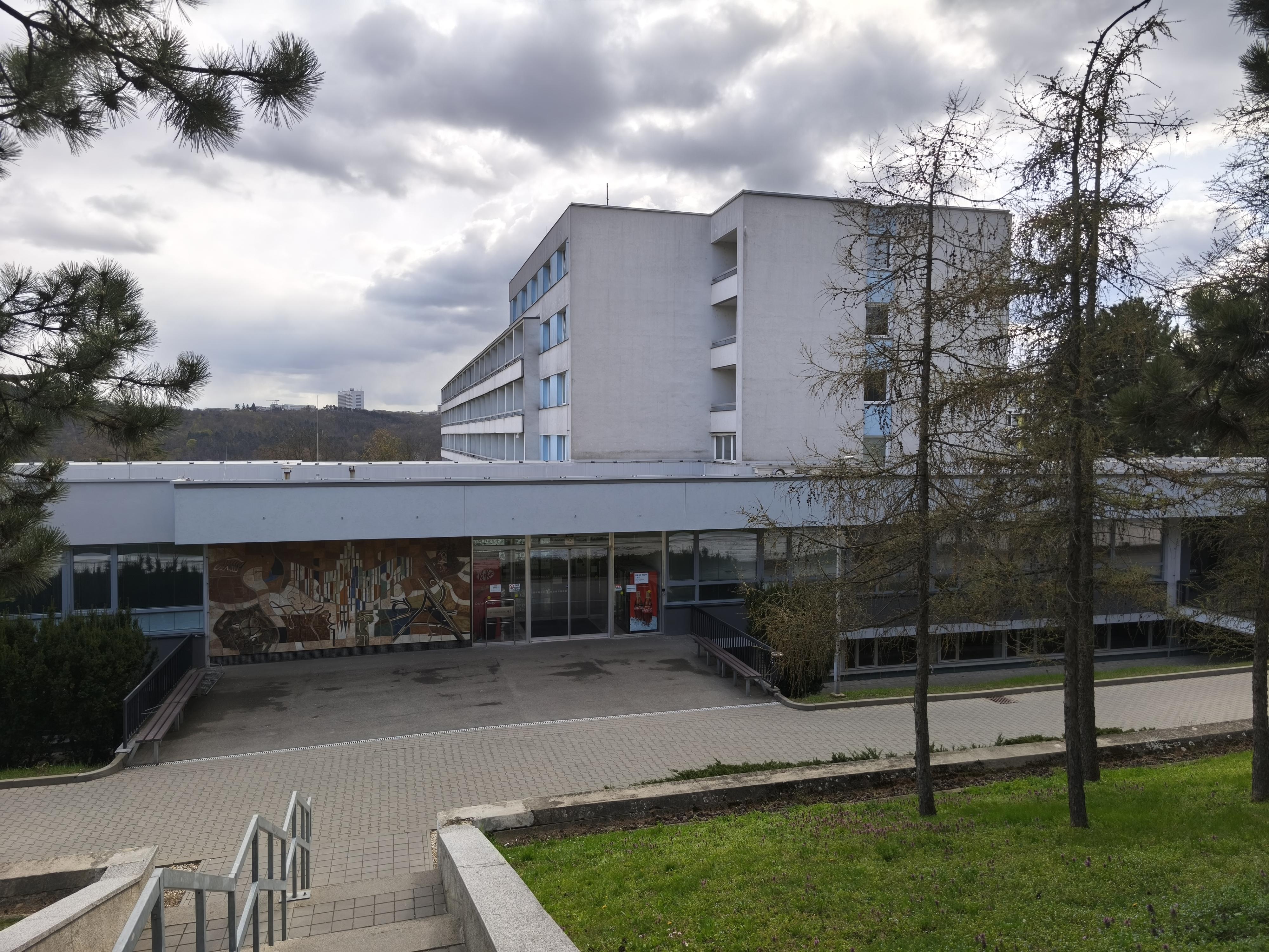 Masarykova univerzita - Správa kolejí a menz foto 3