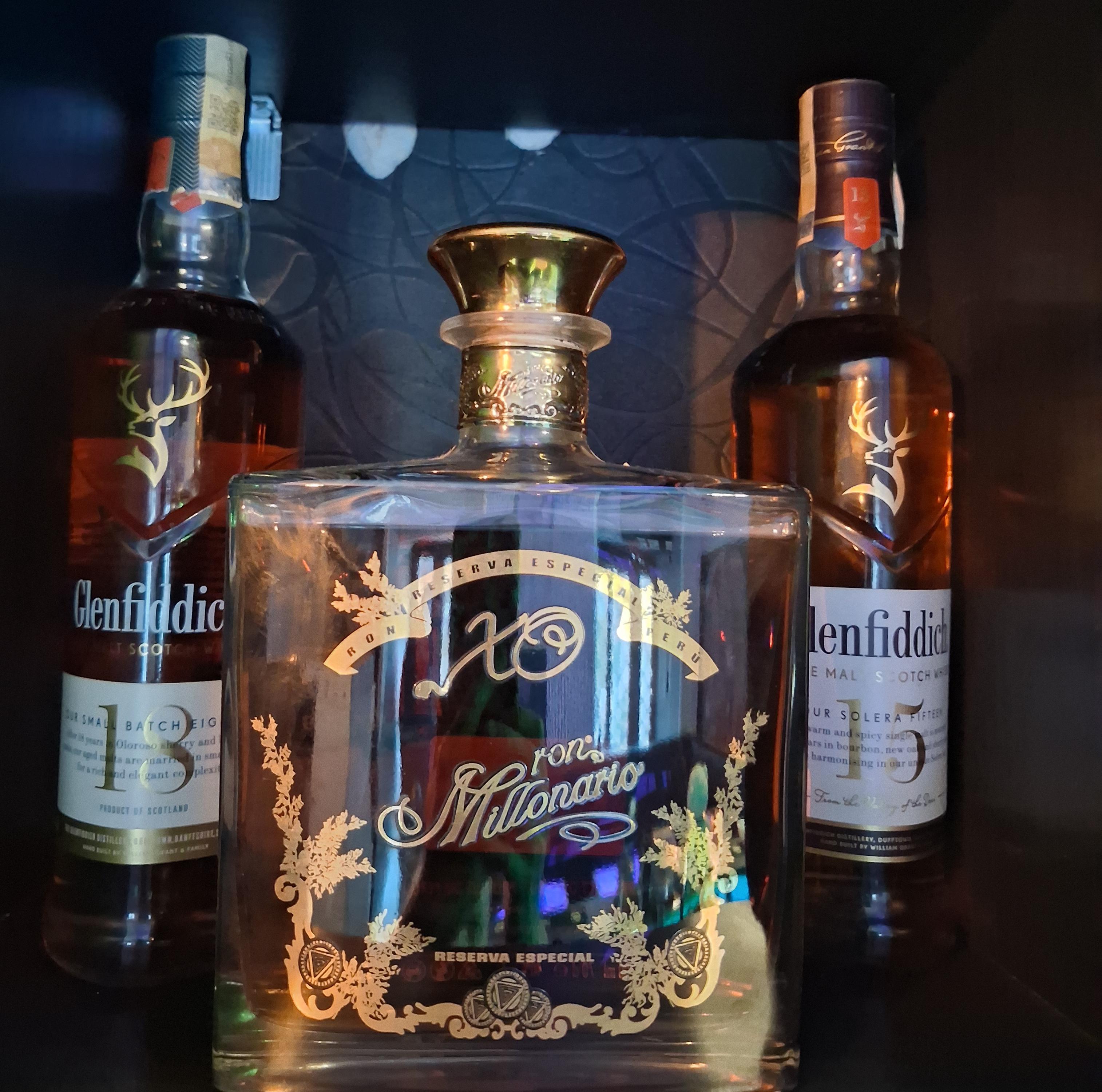 Kiki Ward Music Bar foto 4