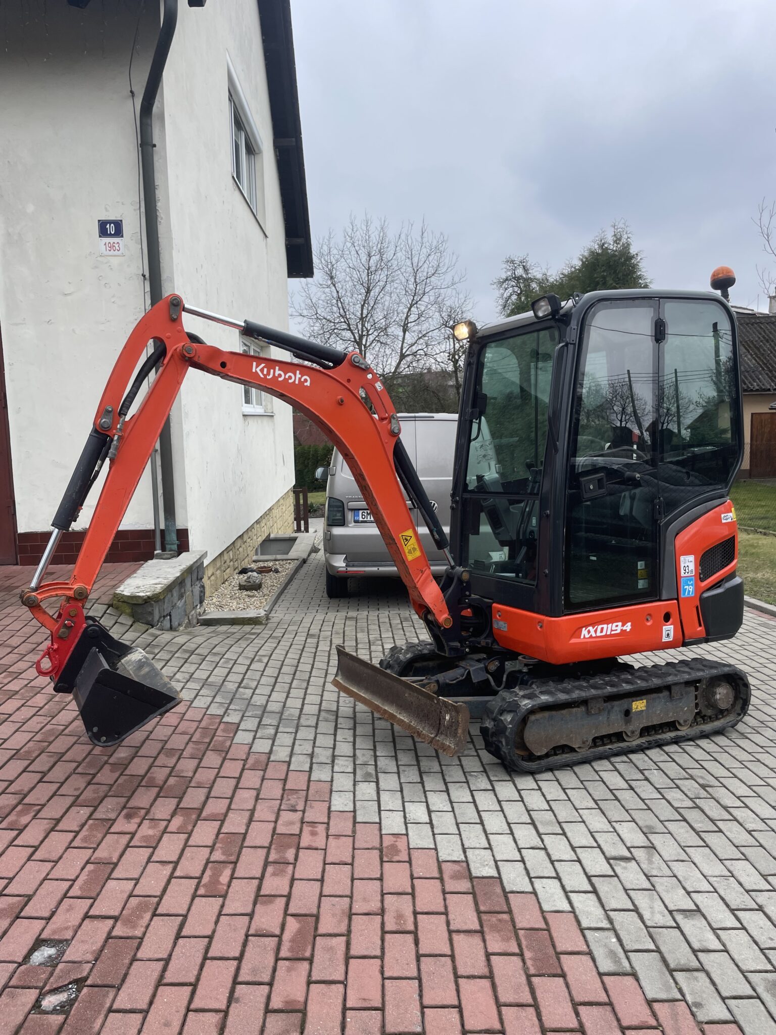 Půjčovna minibagrů Rychvald foto 2