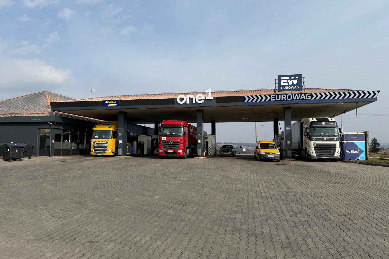 One1 Svatý Kříž II