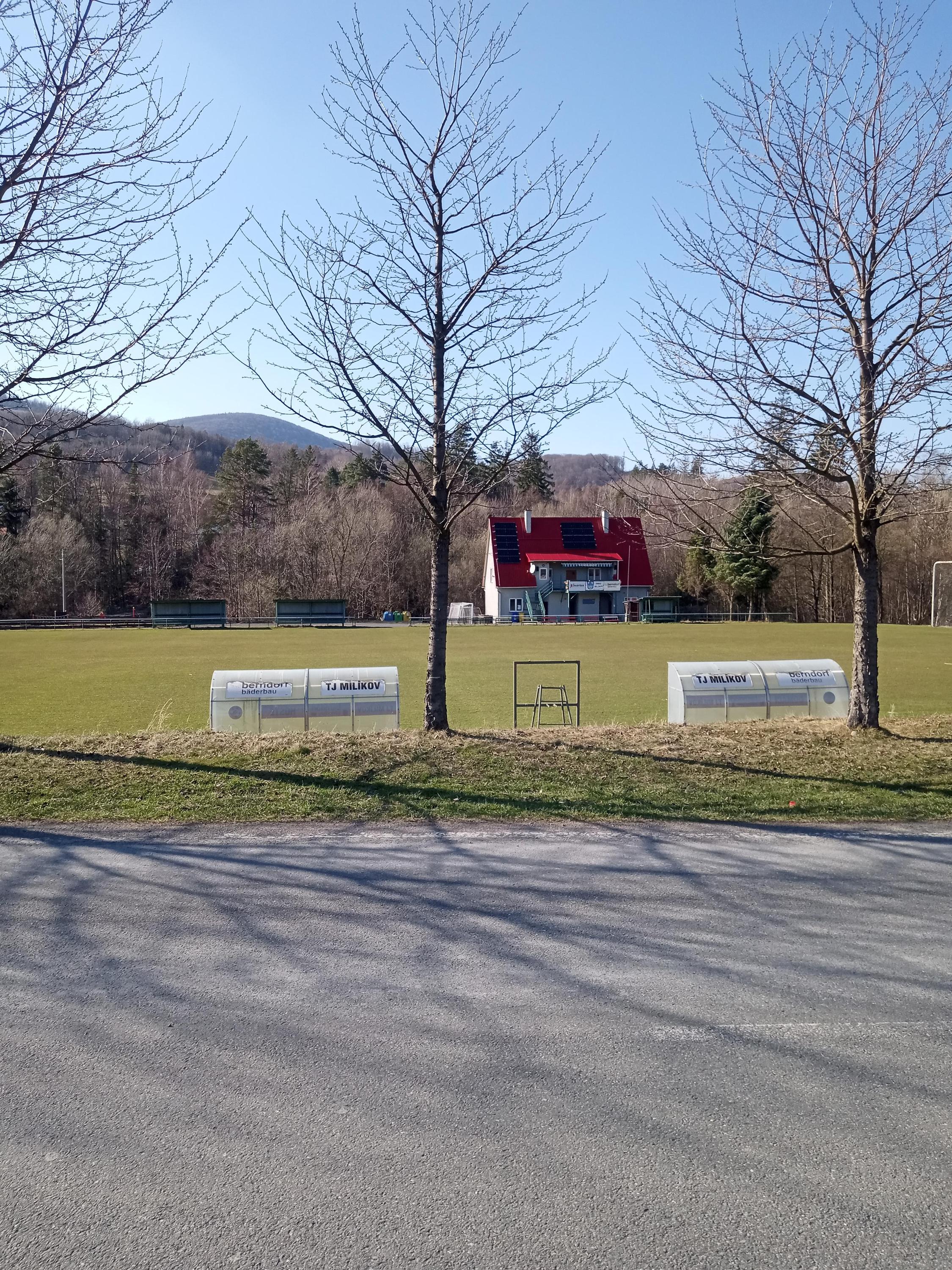 Fotbalové hřiště Milíkov foto 2