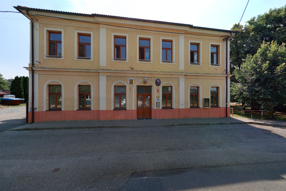 Horní Bezděkov - obecní úřad foto 3