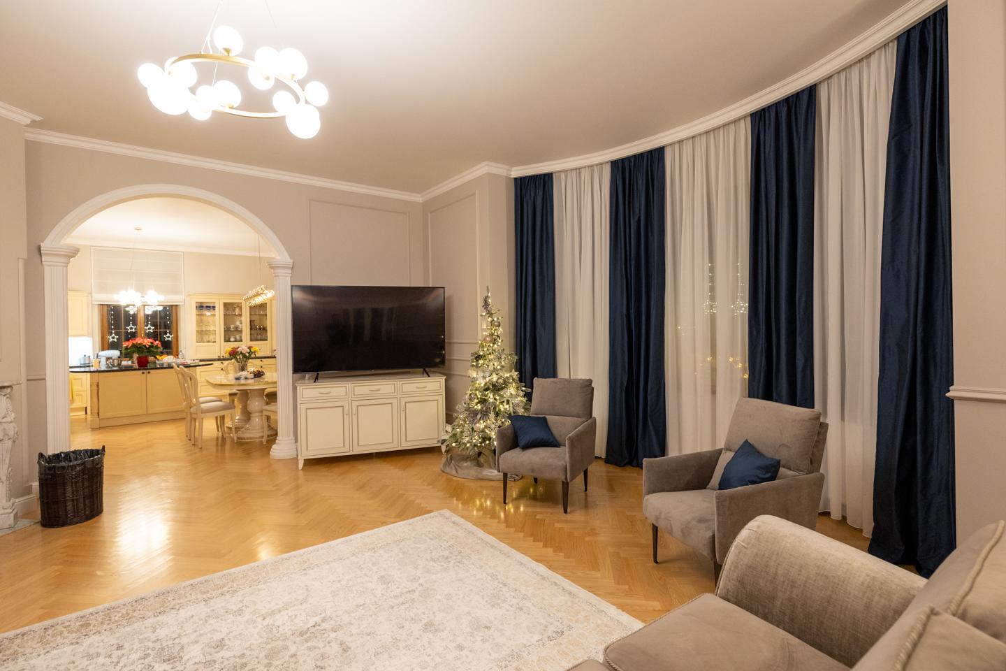 Dekoratérské studio BELLISSIMO - VLAIRIS s.r.o. záclony a závěsy na míru