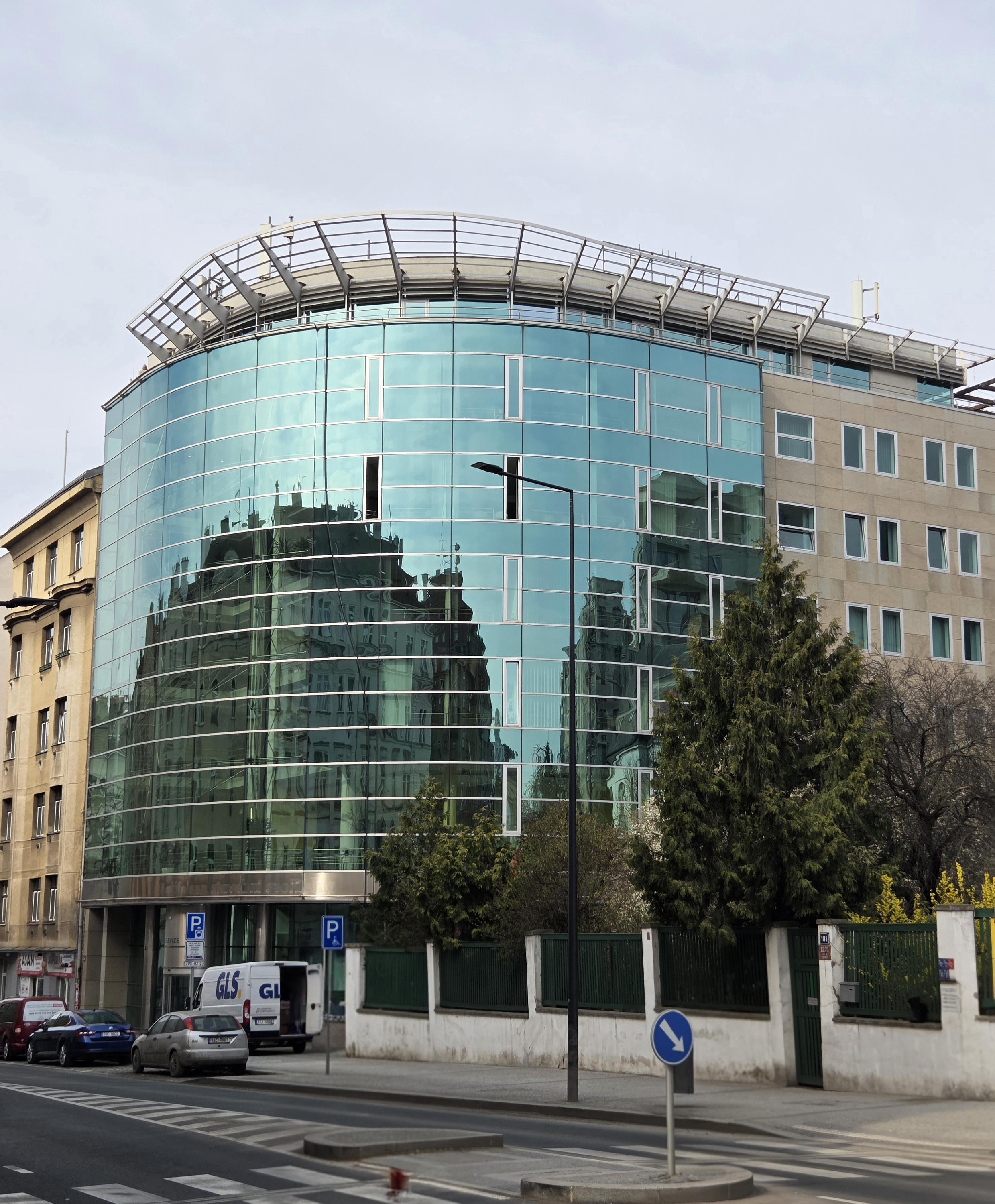 Gymnázium KUDYKAMPUS s.r.o. - SŠ foto 2