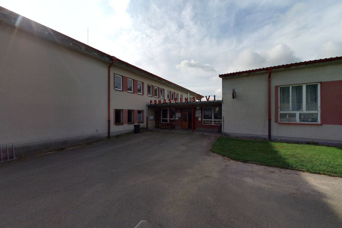 Horní Radouň - obecní úřad foto 2