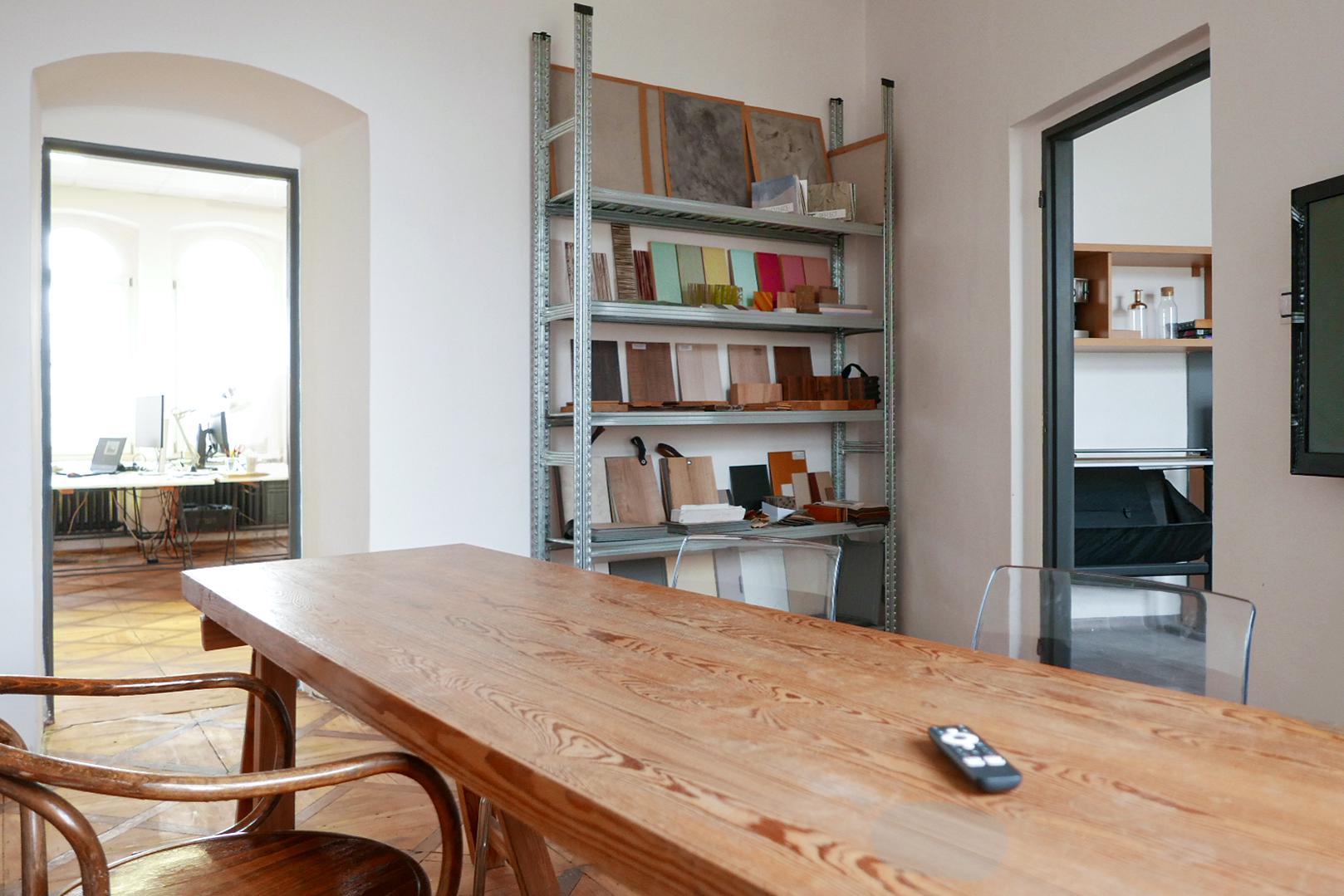 Danilo Elvir Návrhy a realizace grafiky